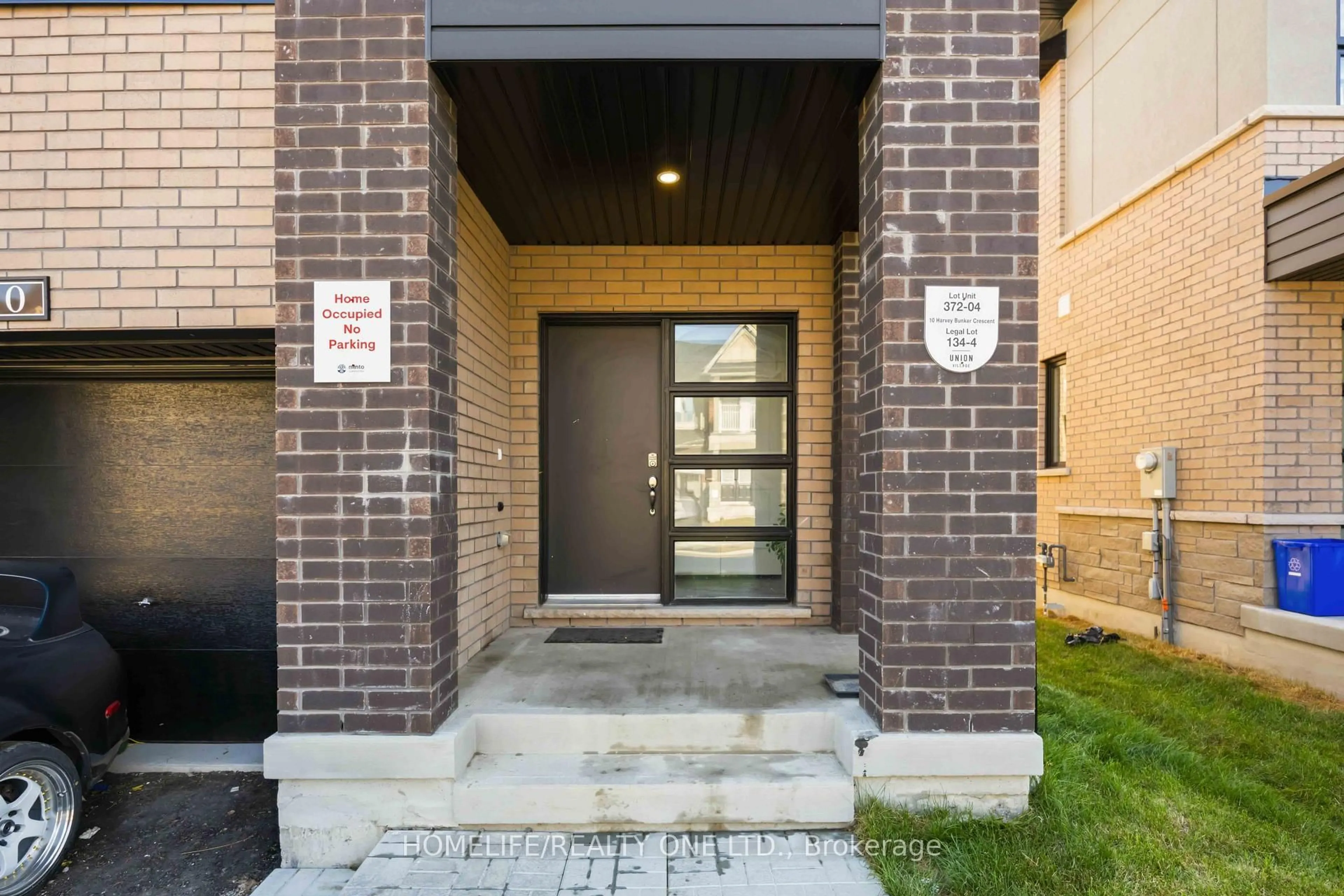 Unknown for 10 Harvey Bunker Cres, Markham Ontario L6C 3M7