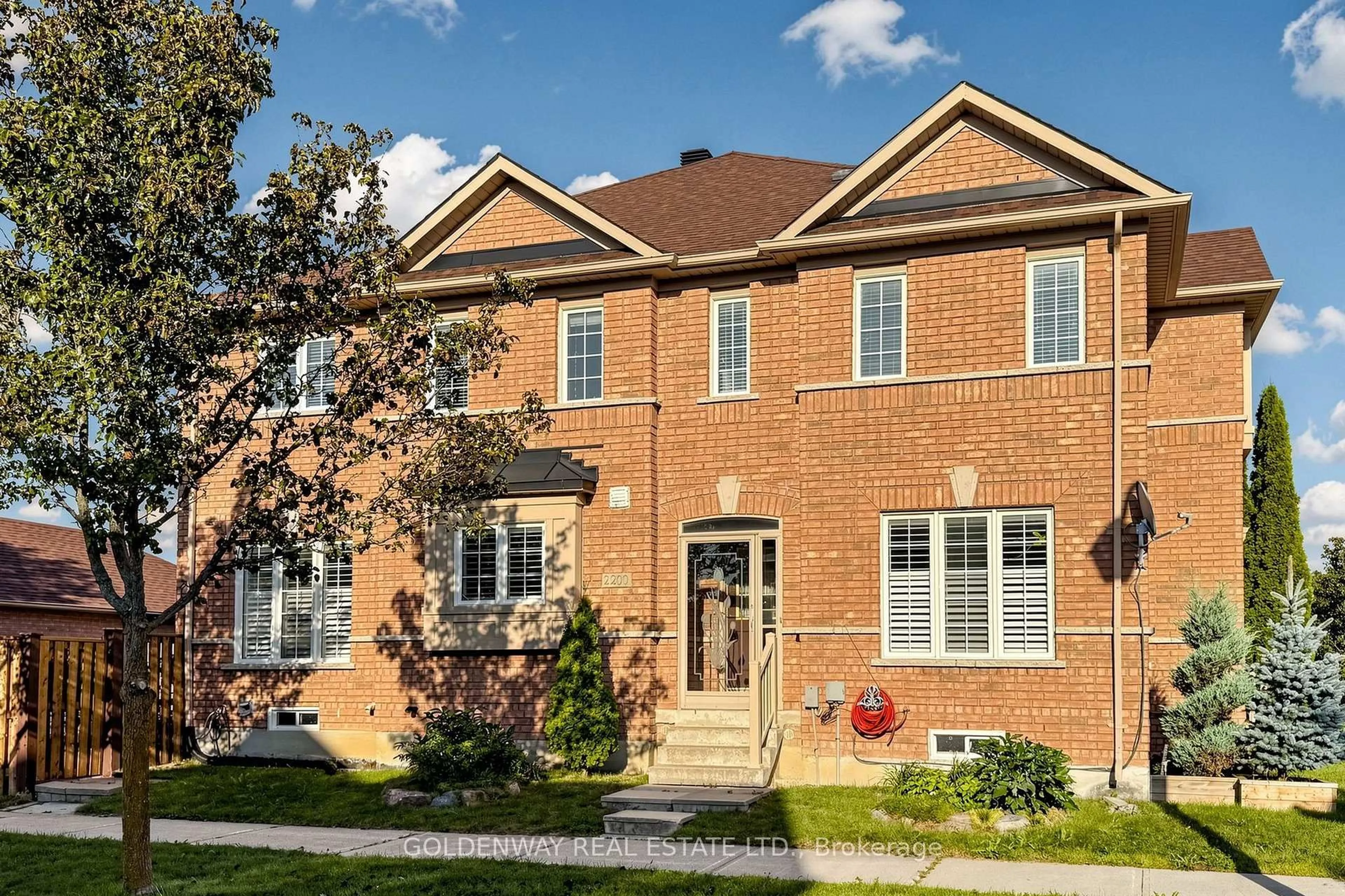 Home with brick exterior material, street for 2200 Bur Oak Ave, Markham Ontario L6E 1M4
