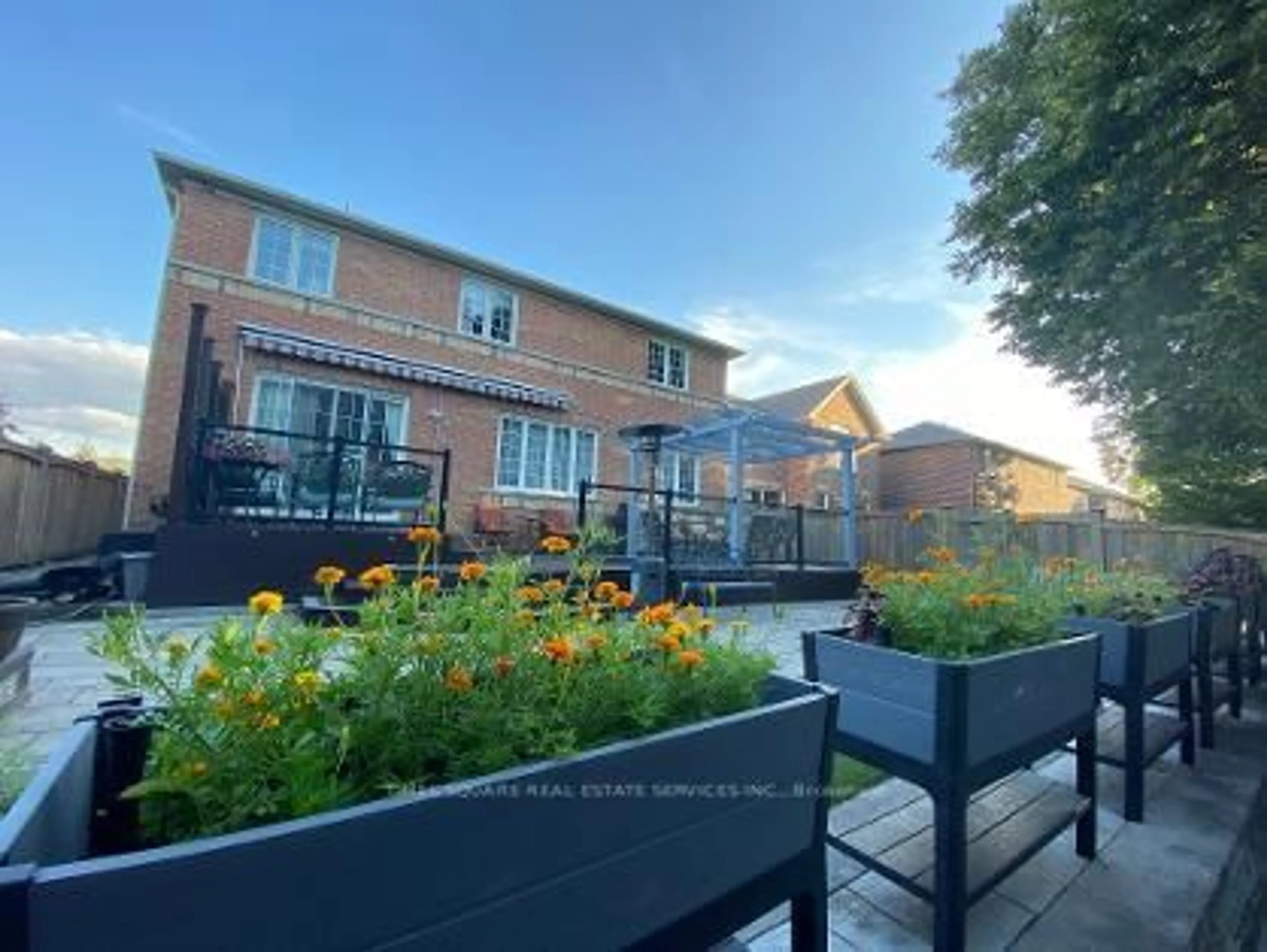 Patio, unknown for 39 Gillings St, Markham Ontario L6C 0G1