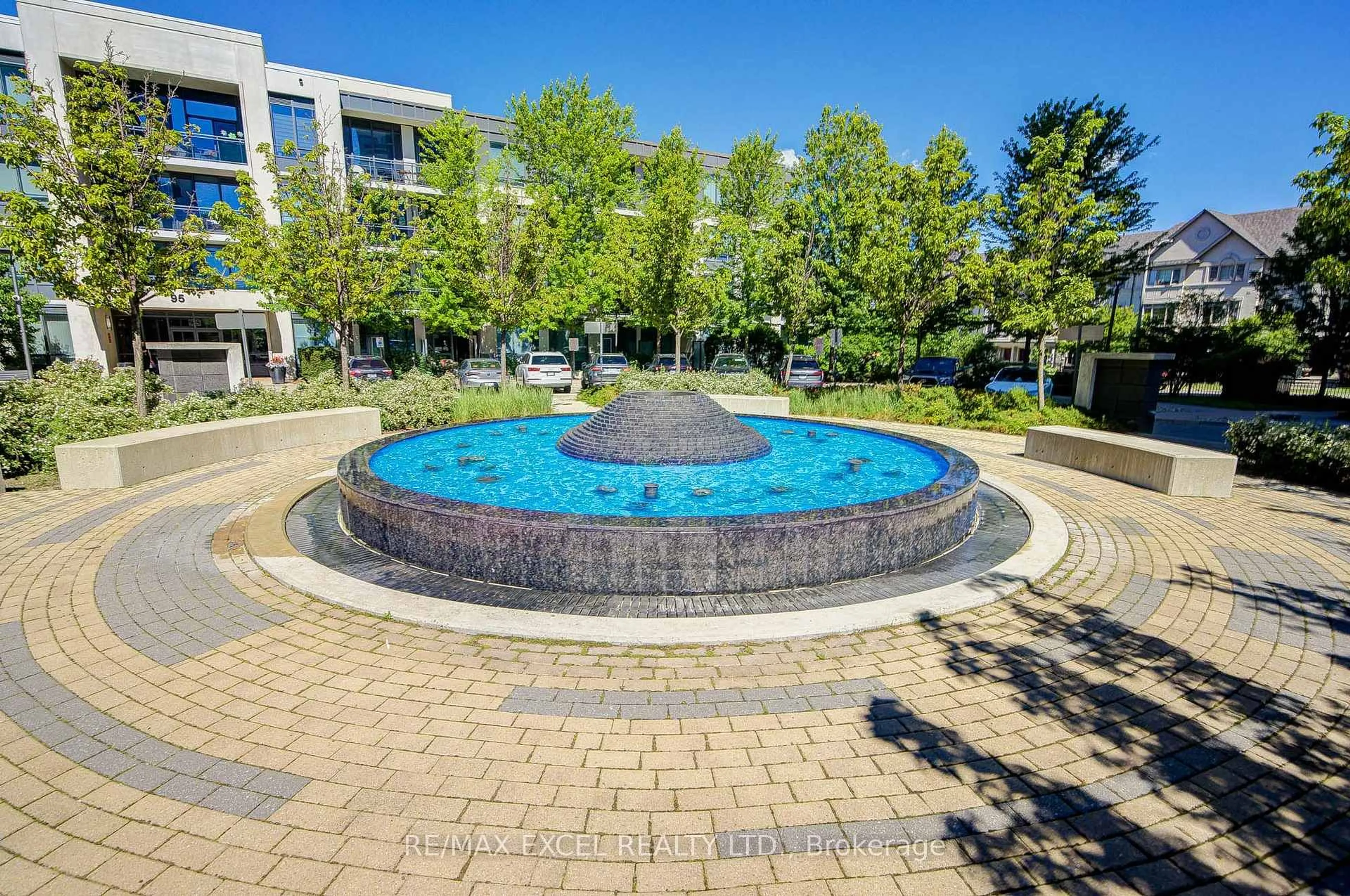 Pool for 85 North Park Rd #705, Vaughan Ontario L4J 0H8