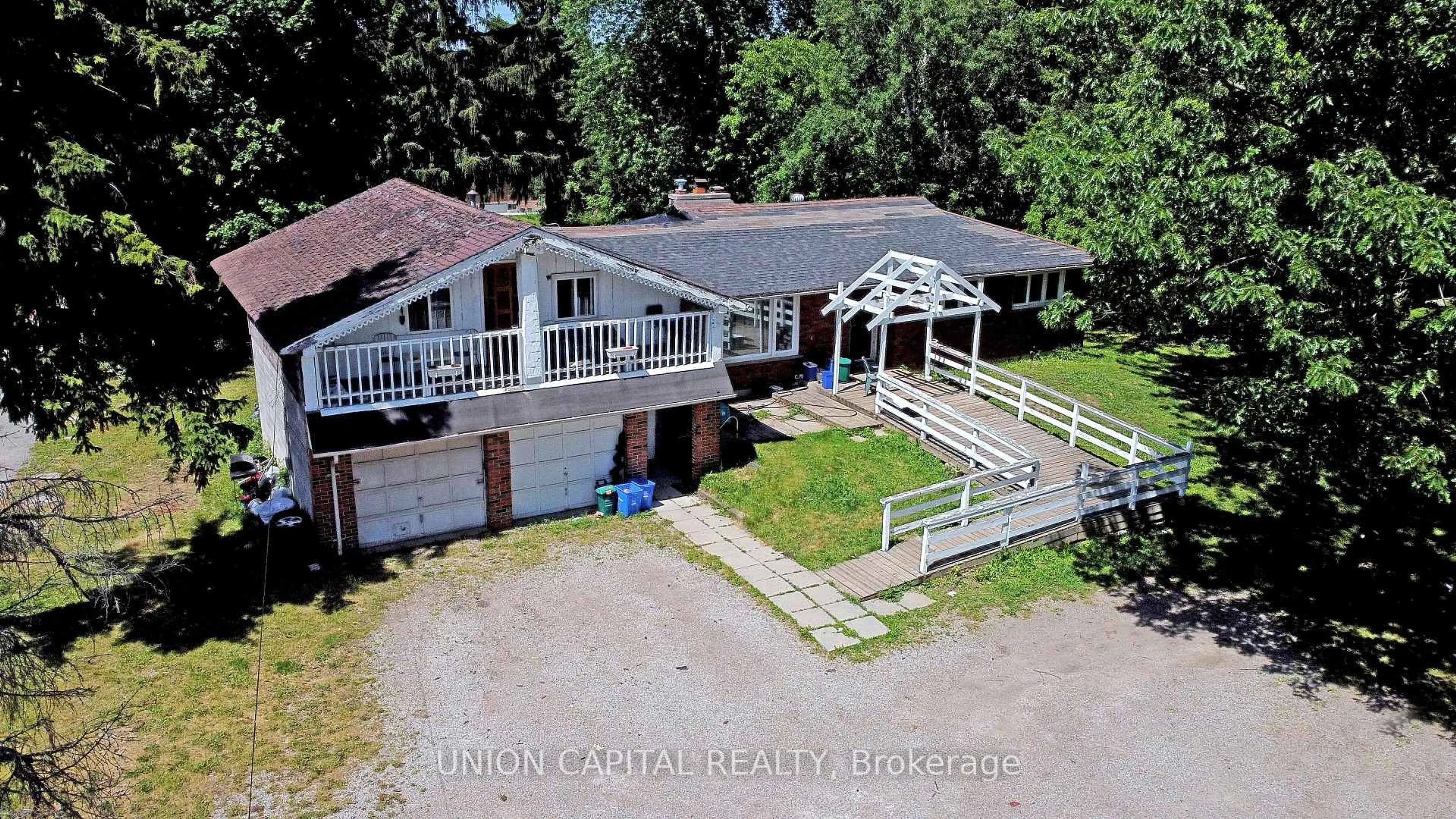A pic from outside/outdoor area/front of a property/back of a property/a pic from drone, building for 4914 14th Ave, Markham Ontario L3S 3K7