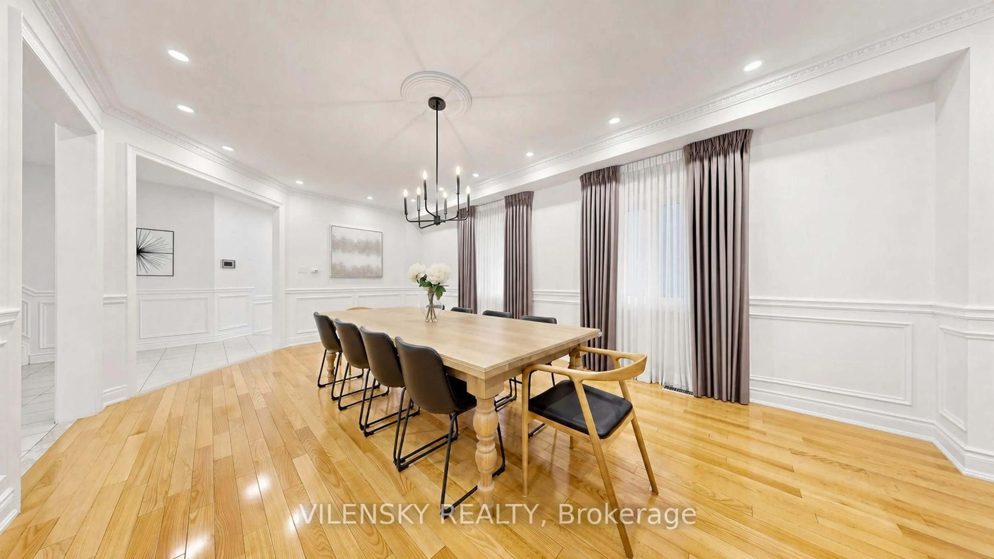 Dining room, wood/laminate floor for 464 Apple Blossom Dr, Vaughan Ontario L4J 9A2