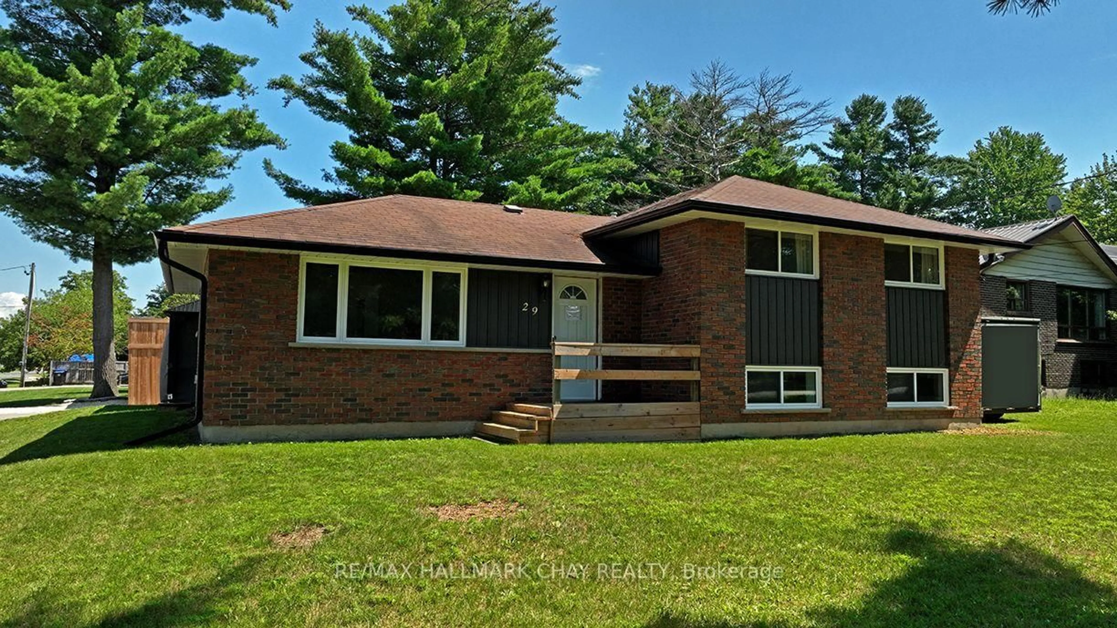 Home with brick exterior material, street for 29 Lee Ave, Essa Ontario L0M 1B0