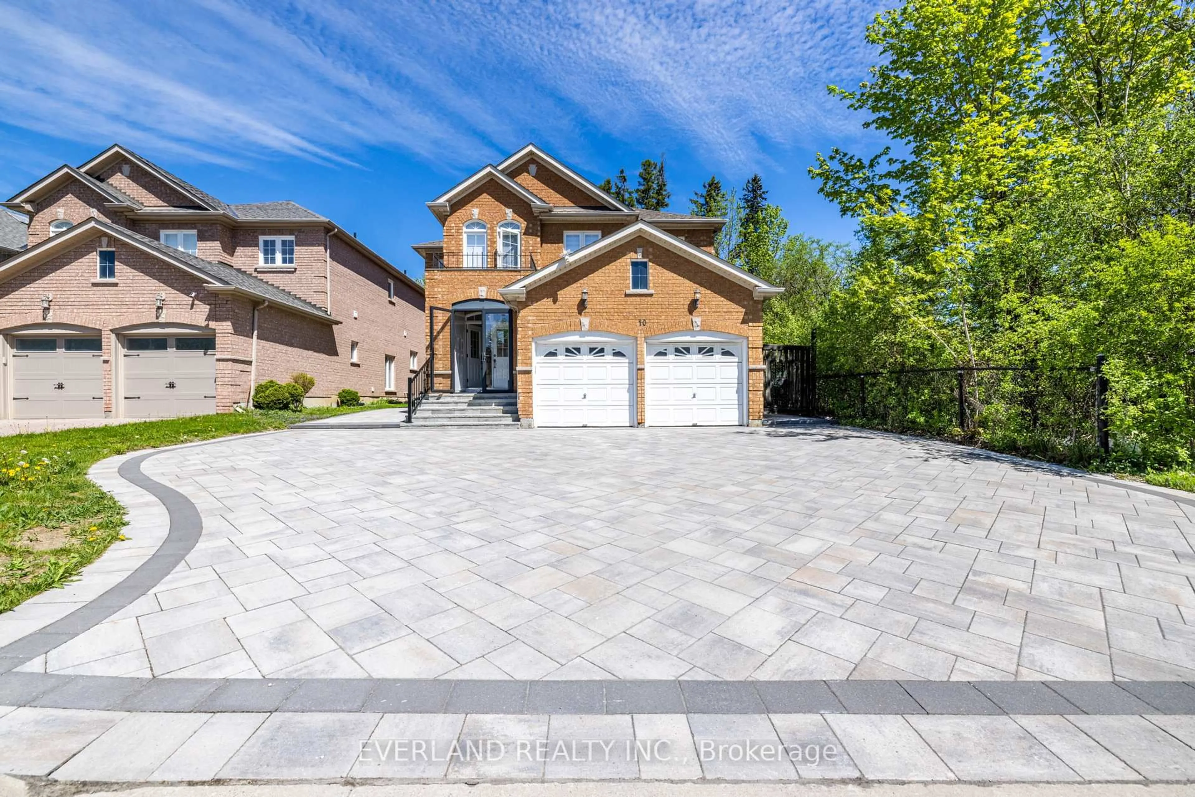 Home with brick exterior material, street for 10 Megarry Crt, Richmond Hill Ontario L4S 2S3