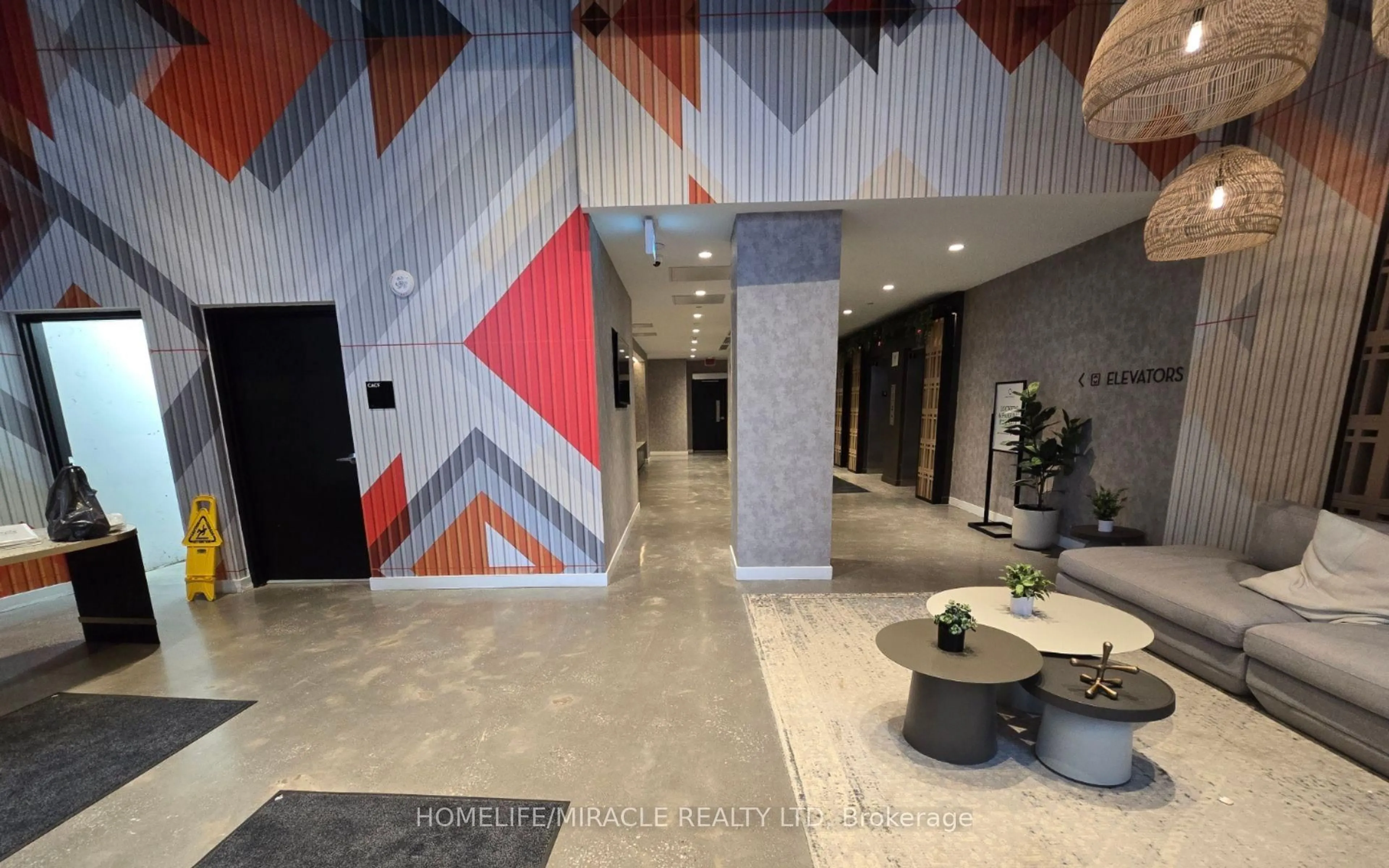 Indoor foyer for 10 Abeja St #2118, Vaughan Ontario L4K 0R4