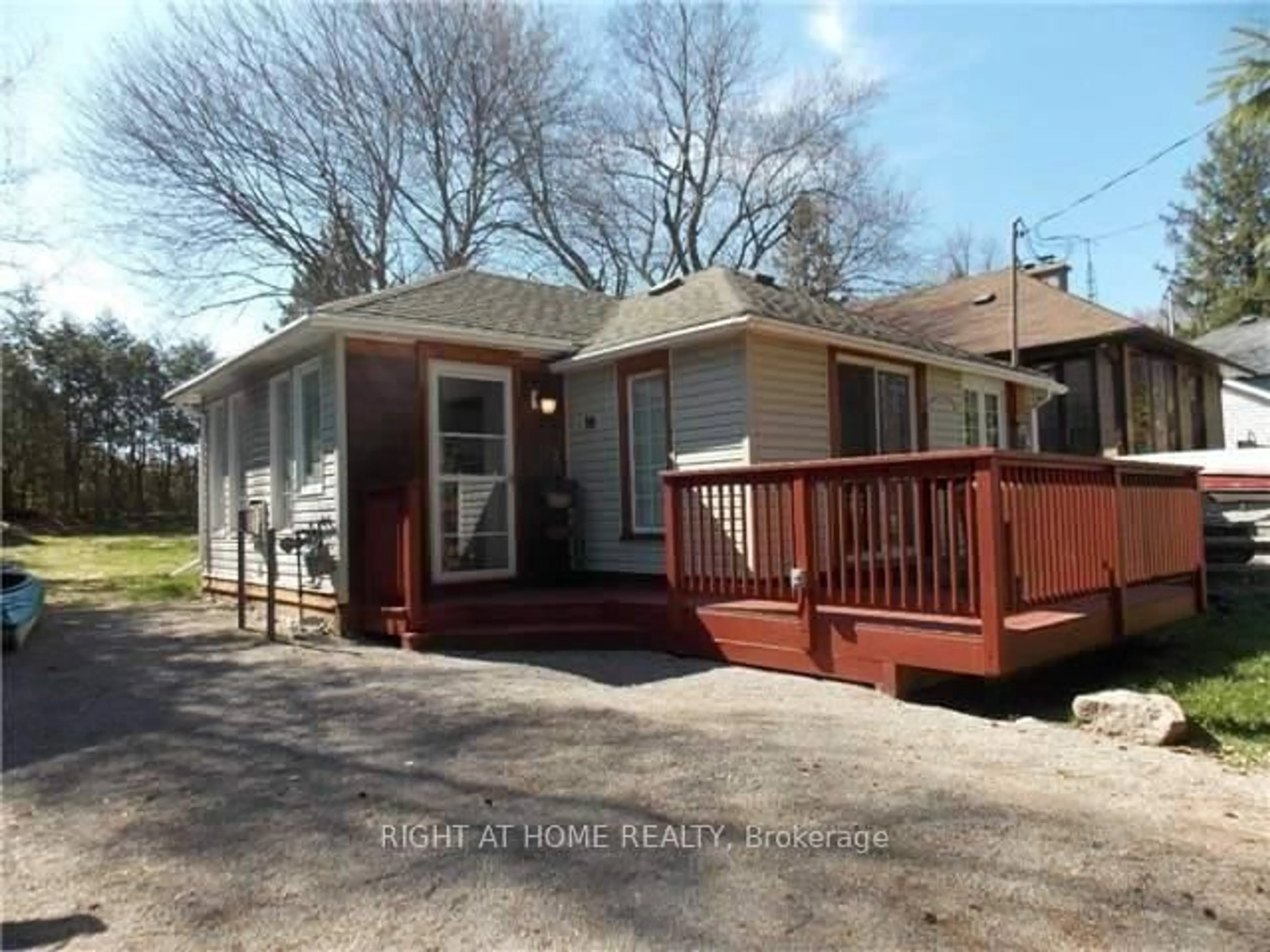 Unknown for 10 Rosehill Dr, Whitchurch-Stouffville Ontario L4A 7X3