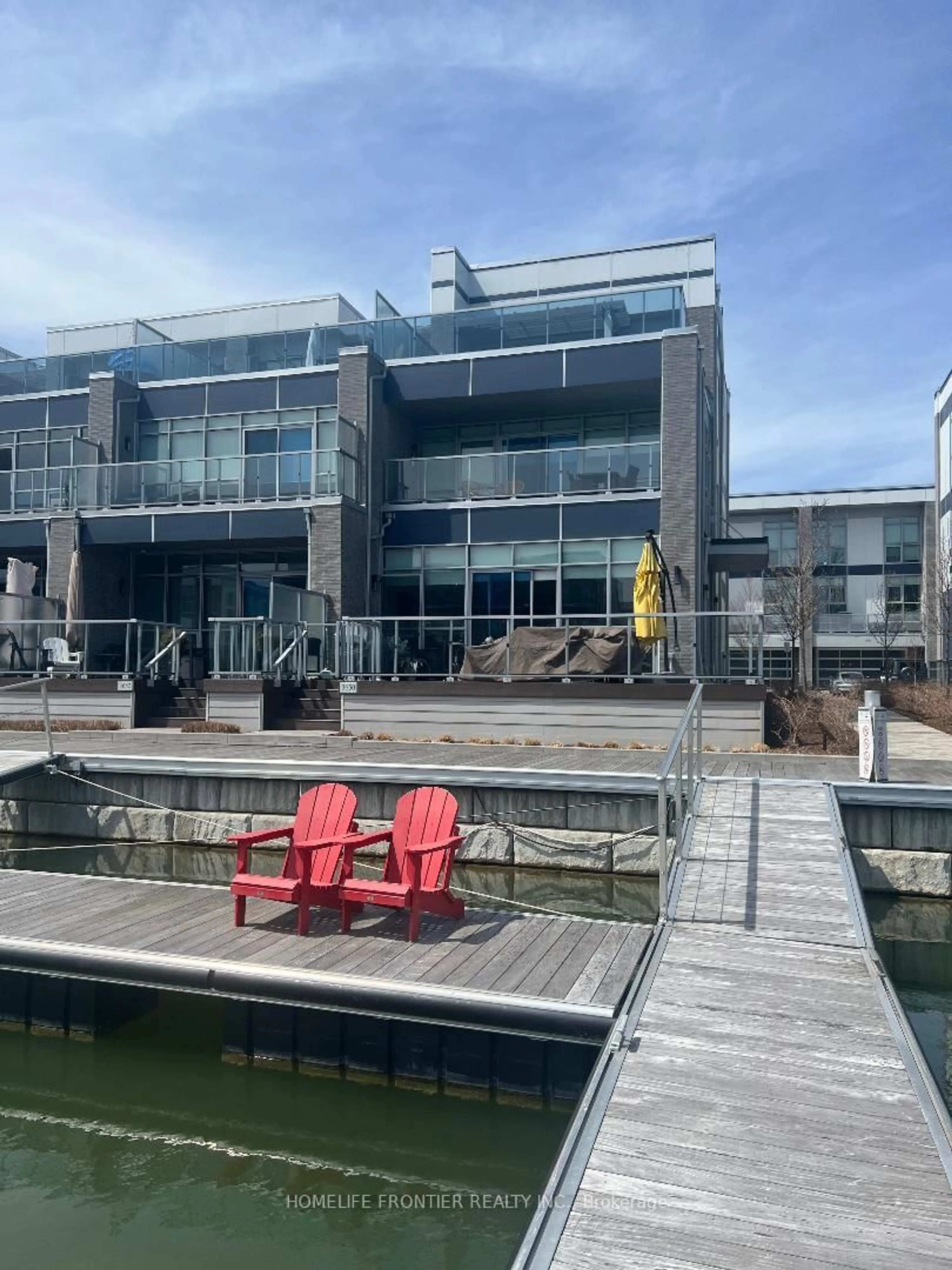 Patio, water/lake/river/ocean view for 3650 Ferretti Crt, Innisfil Ontario L9S 2C2