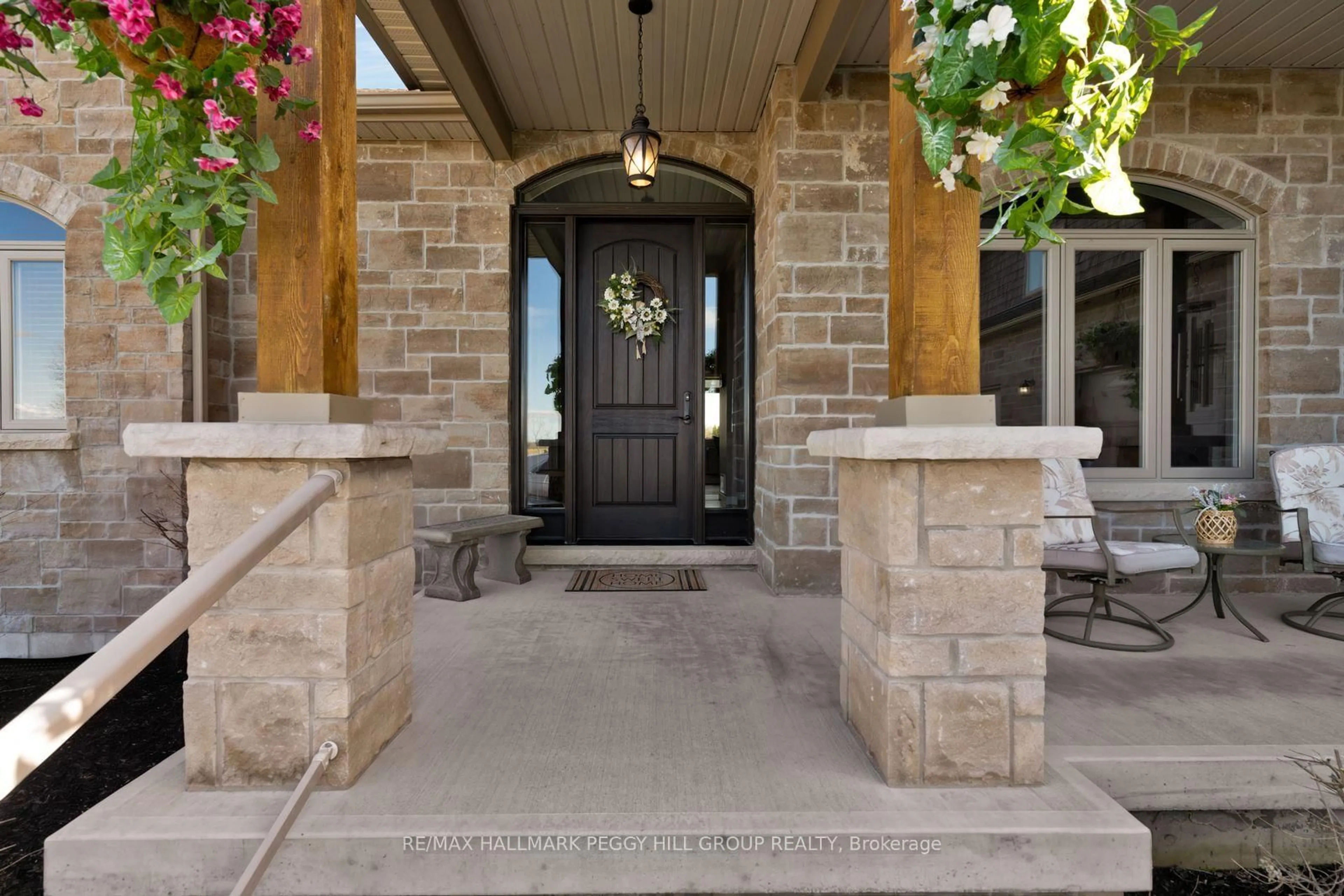 Indoor entryway for 9157 30th Sdrd, Adjala-Tosorontio Ontario L0M 1M0