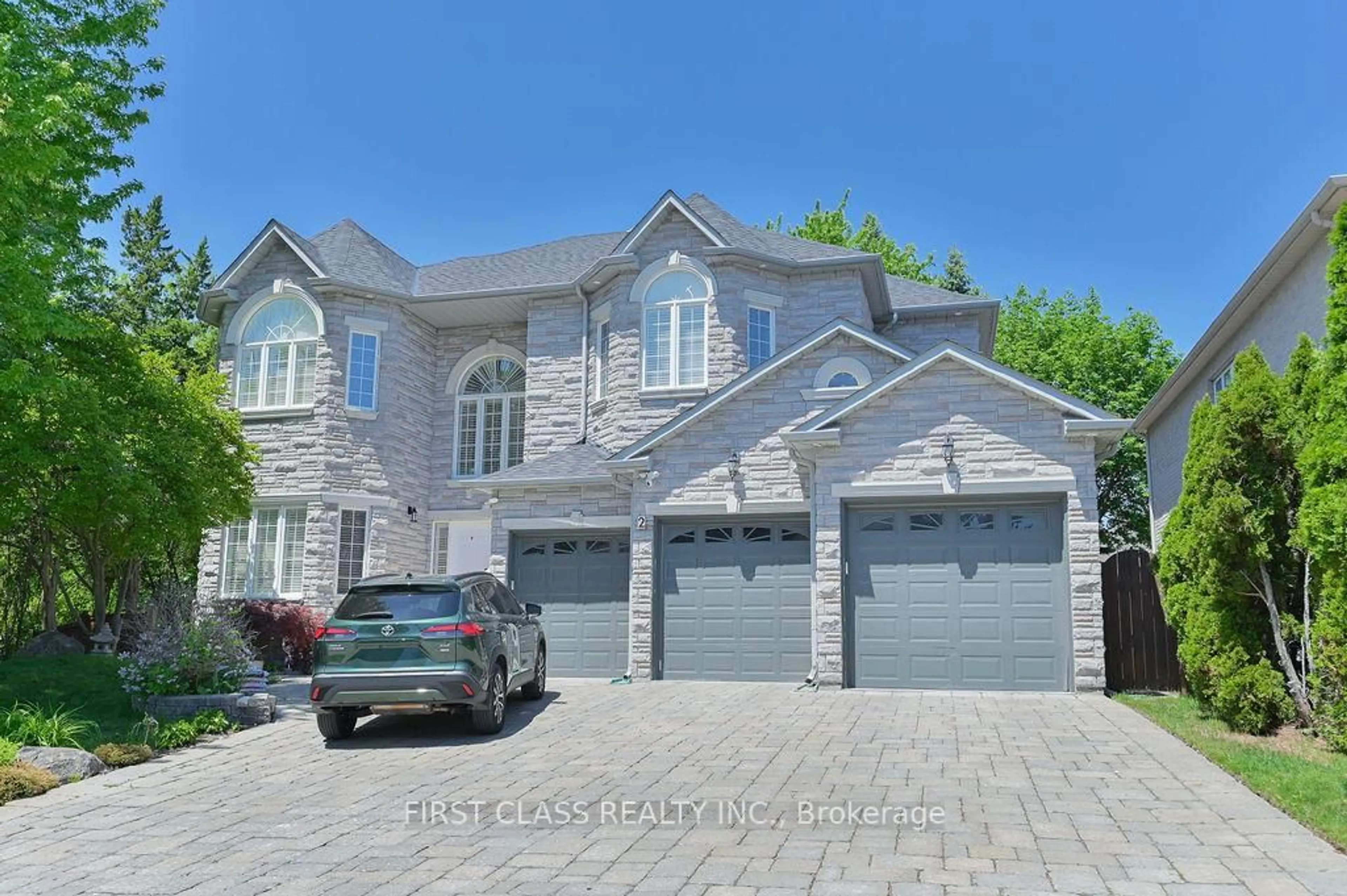 Home with brick exterior material, street for 2 wainwright Ave, Richmond Hill Ontario L4C 5R5