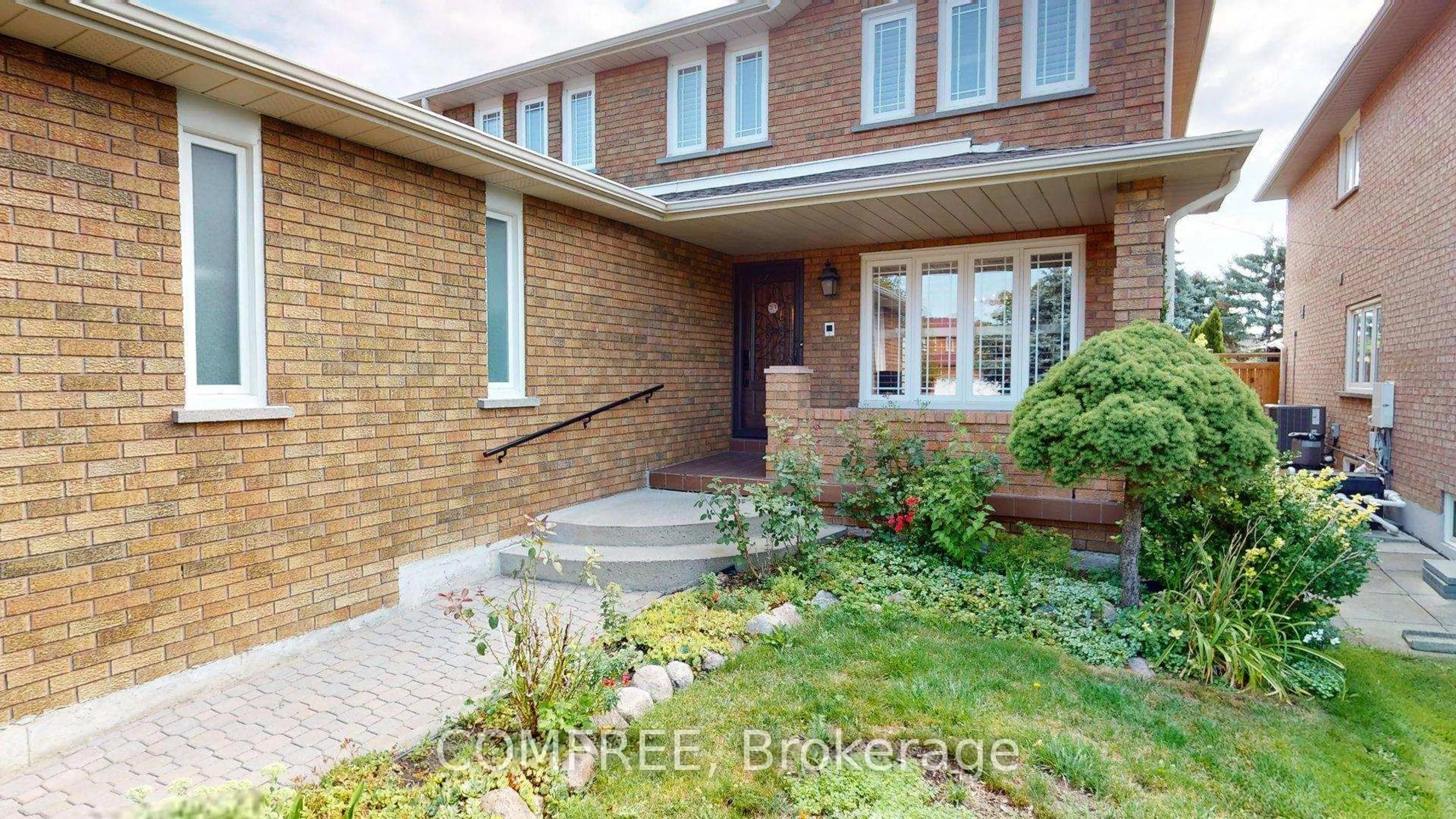 Home with brick exterior material, street for 51 Venetian Cres, Vaughan Ontario L4L 5E6