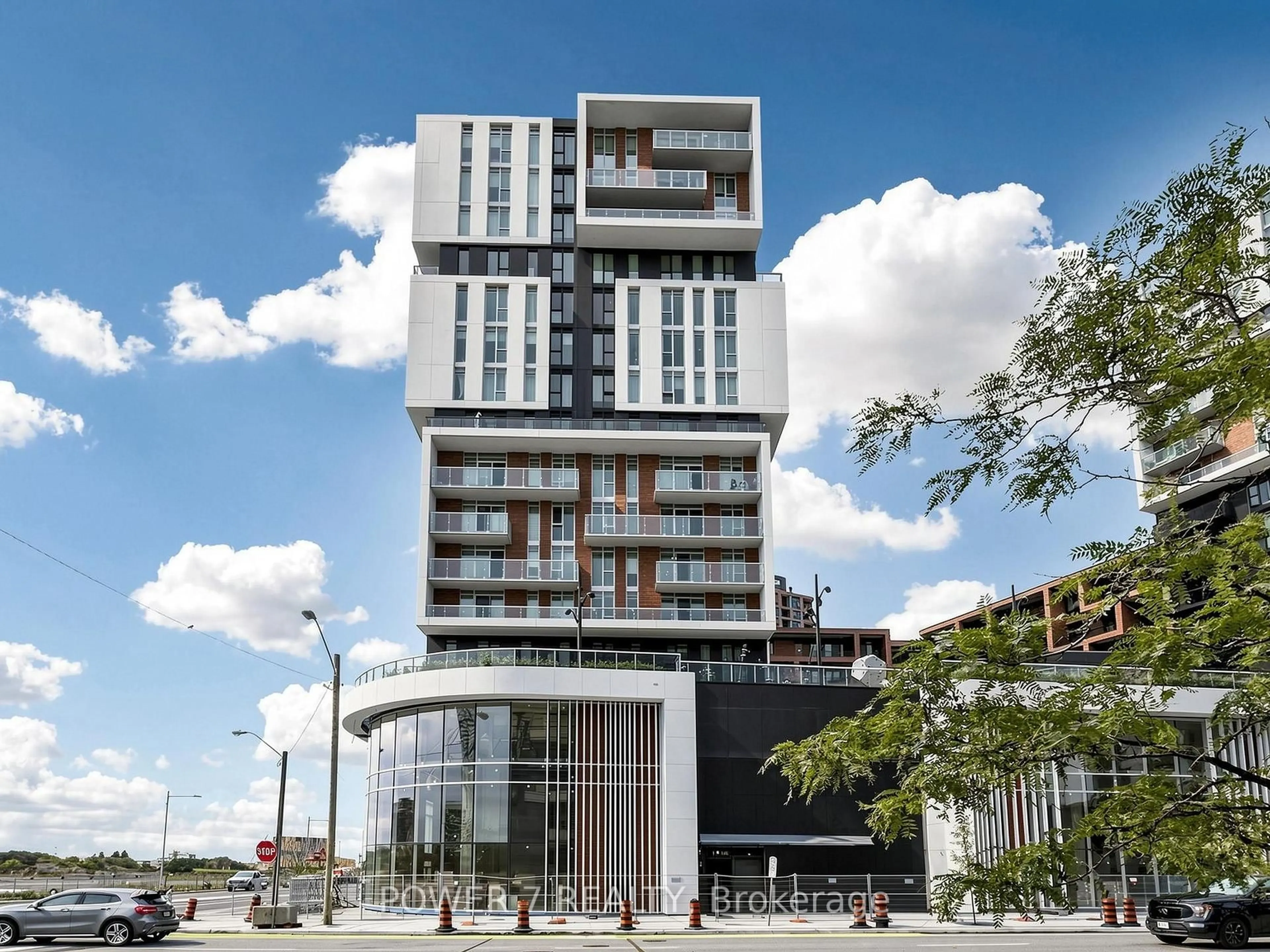 Indoor foyer for 292 Verdale Crossing #1612, Markham Ontario L6G 0H6