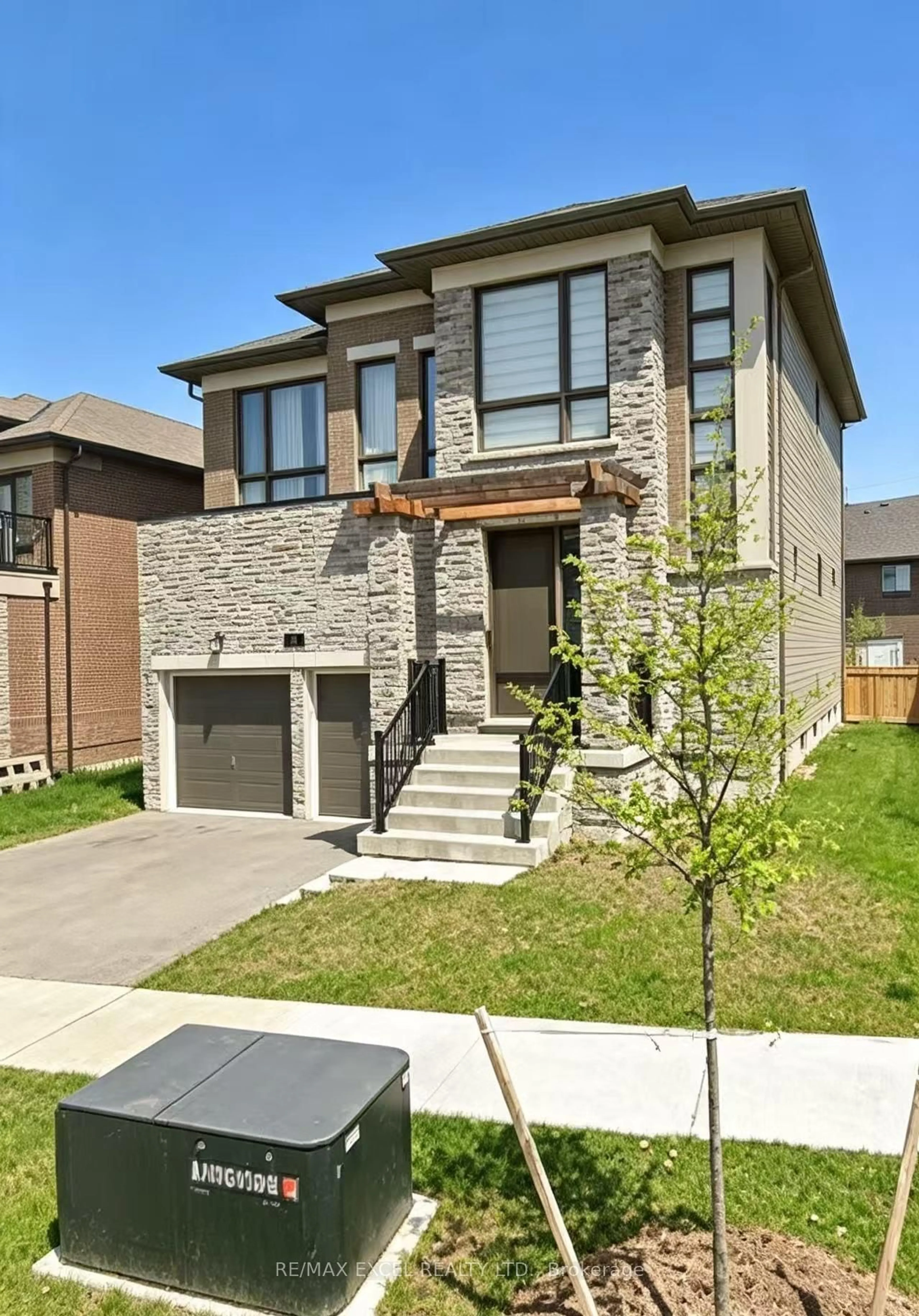 Home with brick exterior material, street for 27 Starkweather St, Aurora Ontario L4G 0Z3