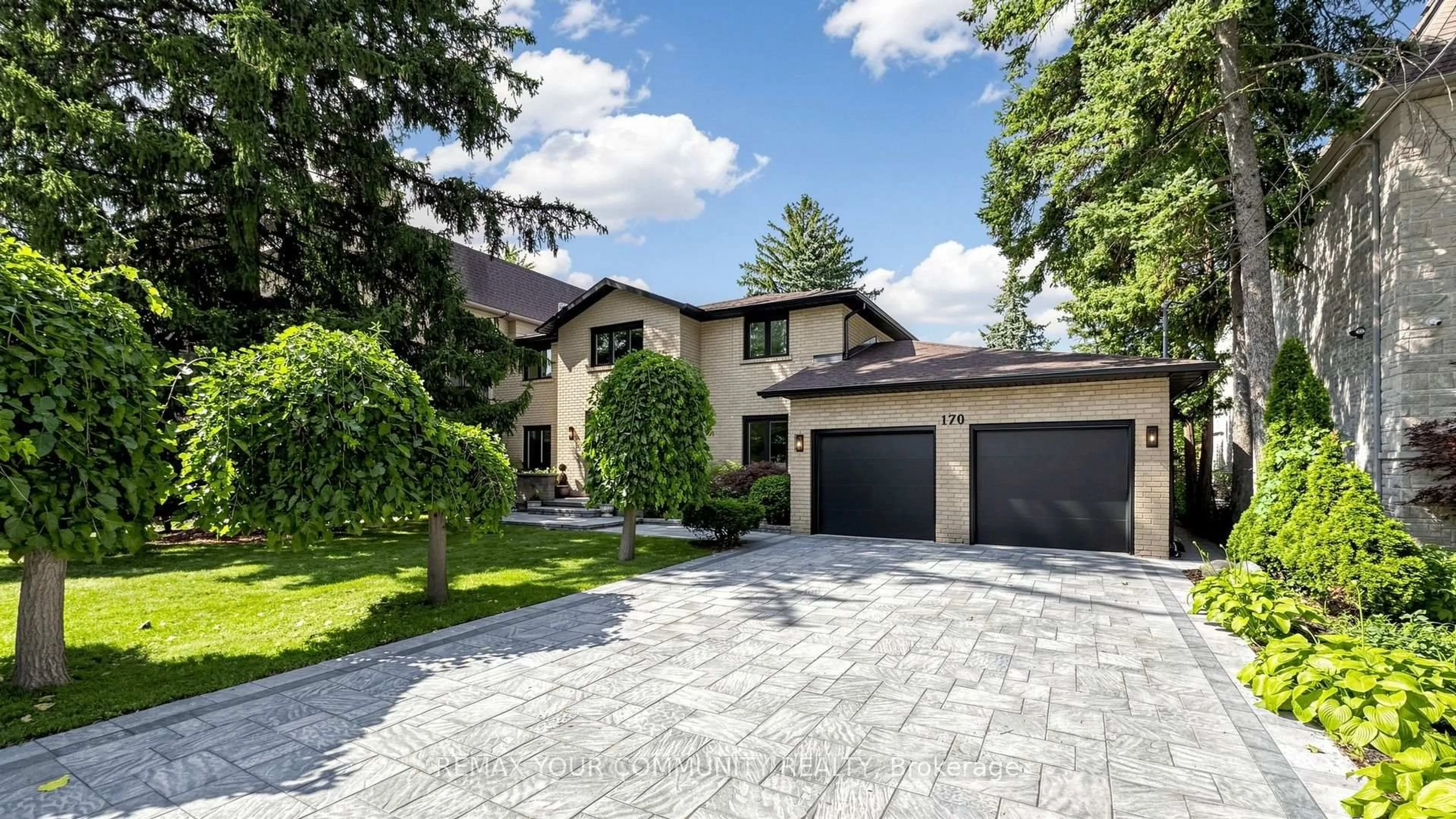 Home with brick exterior material, street for 170 Garden Ave, Richmond Hill Ontario L4C 6M2