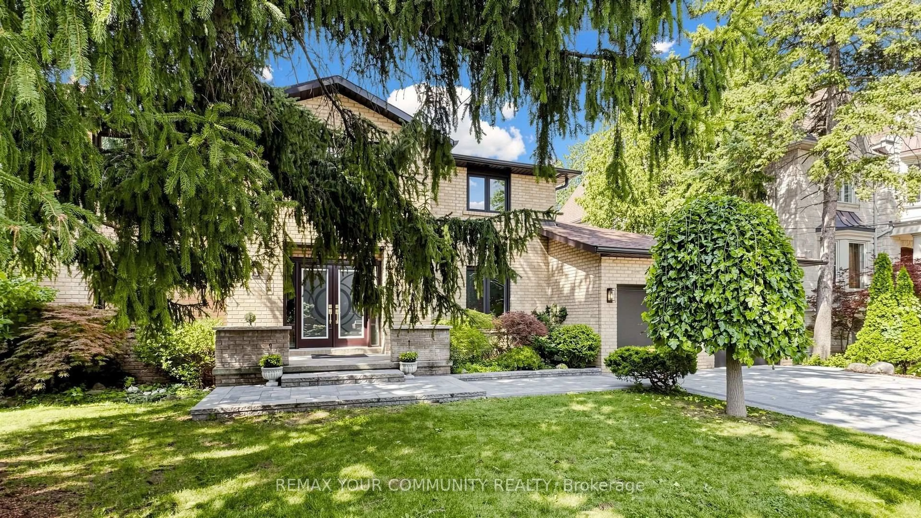 Unknown for 170 Garden Ave, Richmond Hill Ontario L4C 6M2
