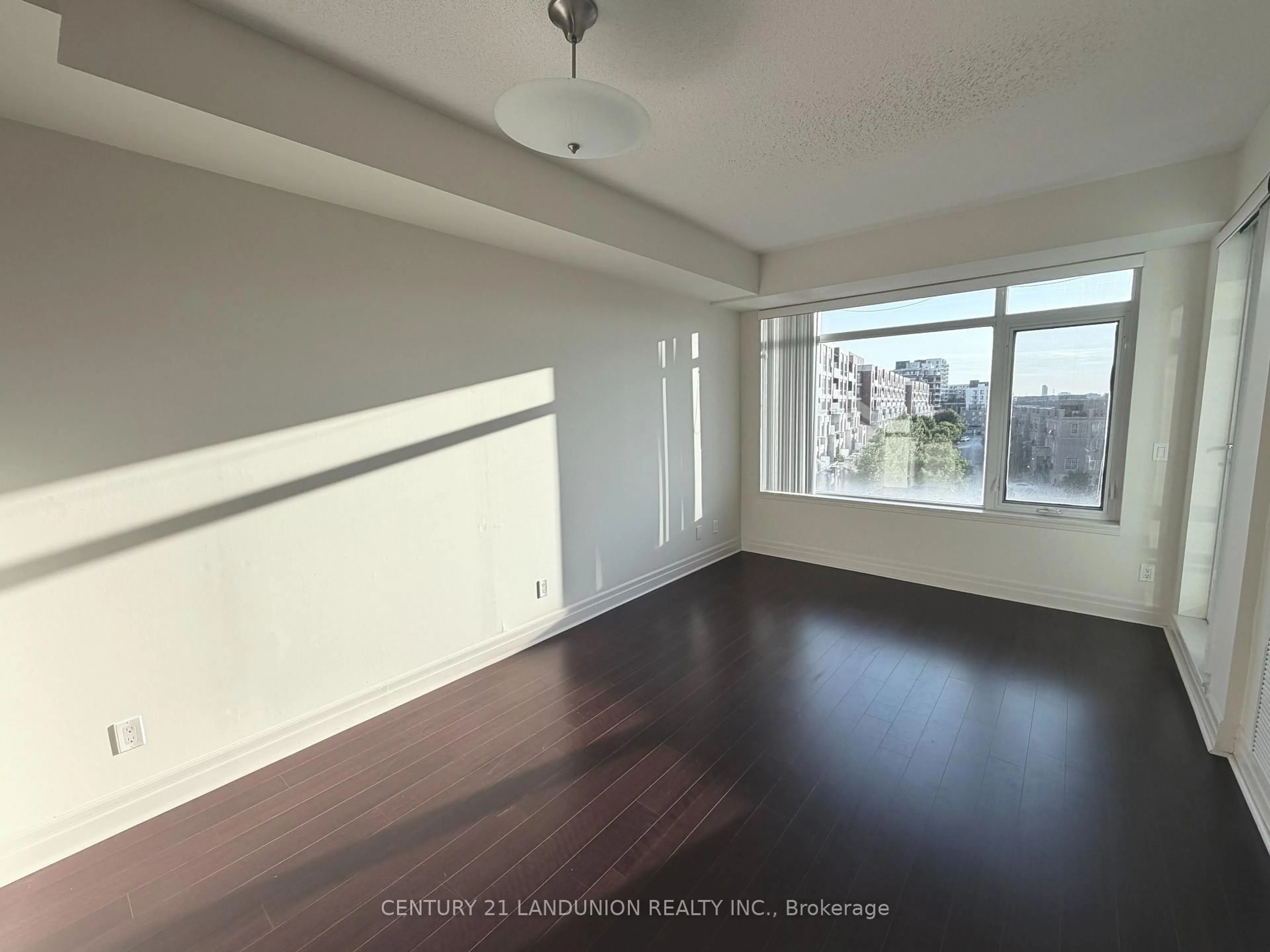 A pic of a room for 8110 Birchmount Rd #503, Markham Ontario L6G 0E3