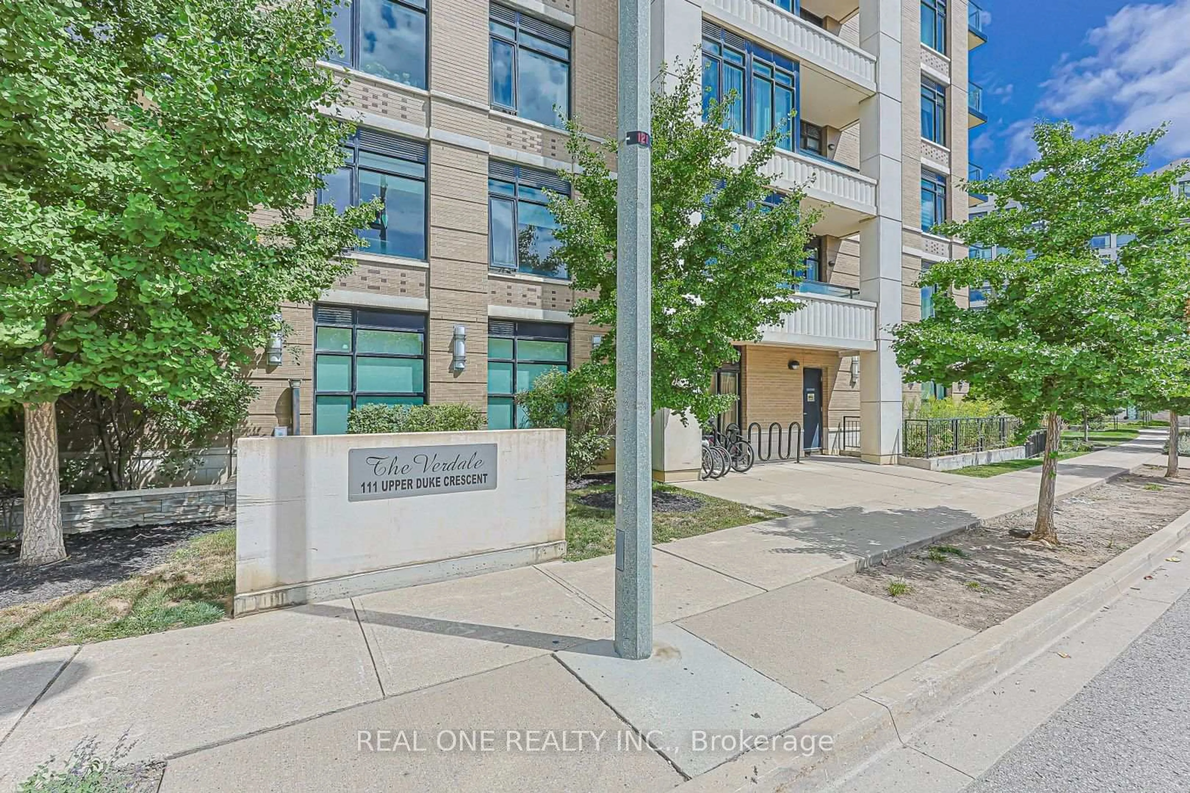 Unknown for 111 Upper Duke Cres #214, Markham Ontario L6G 0C8