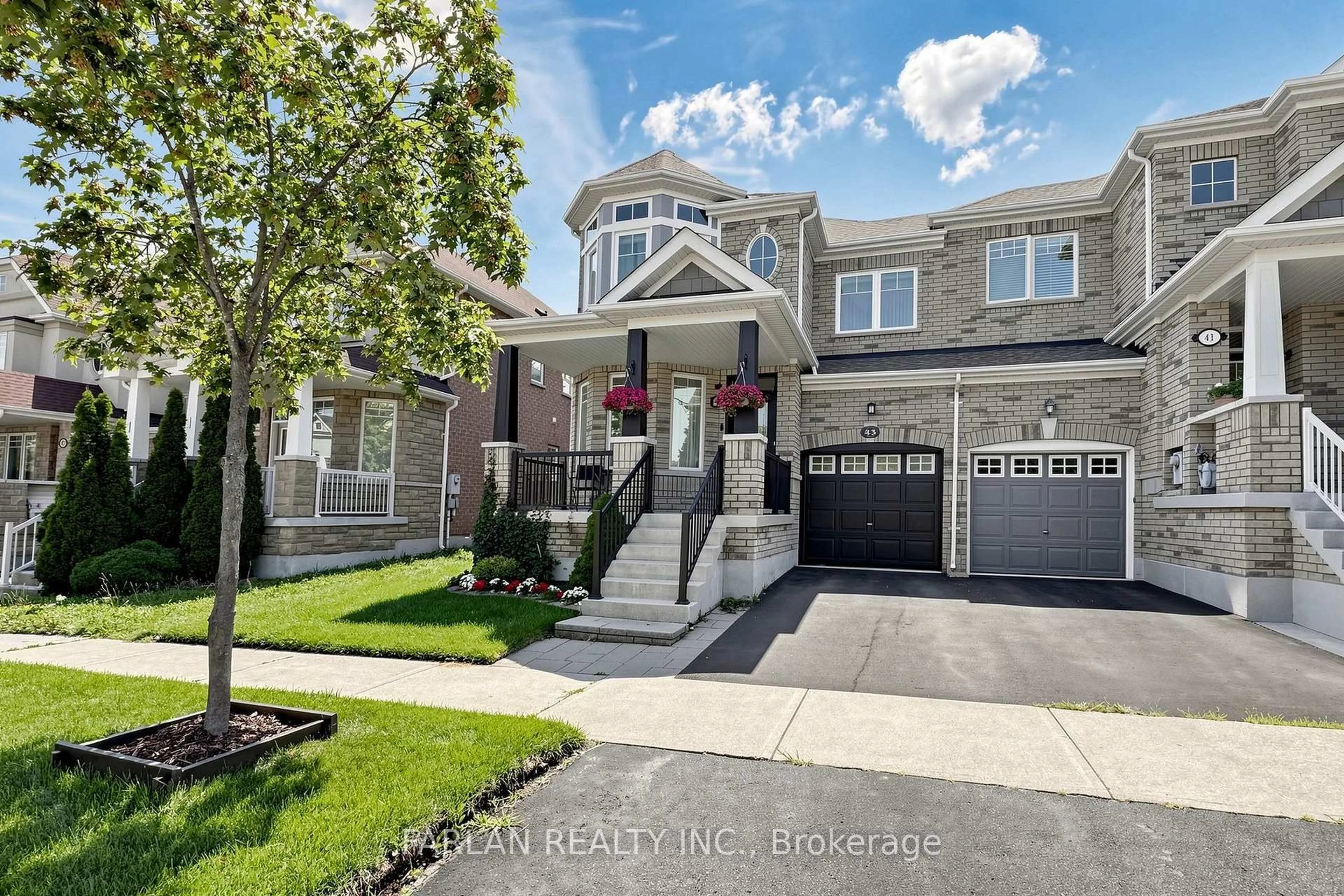 Home with brick exterior material, street for 43 Pexton Ave, Richmond Hill Ontario L4E 4Y4