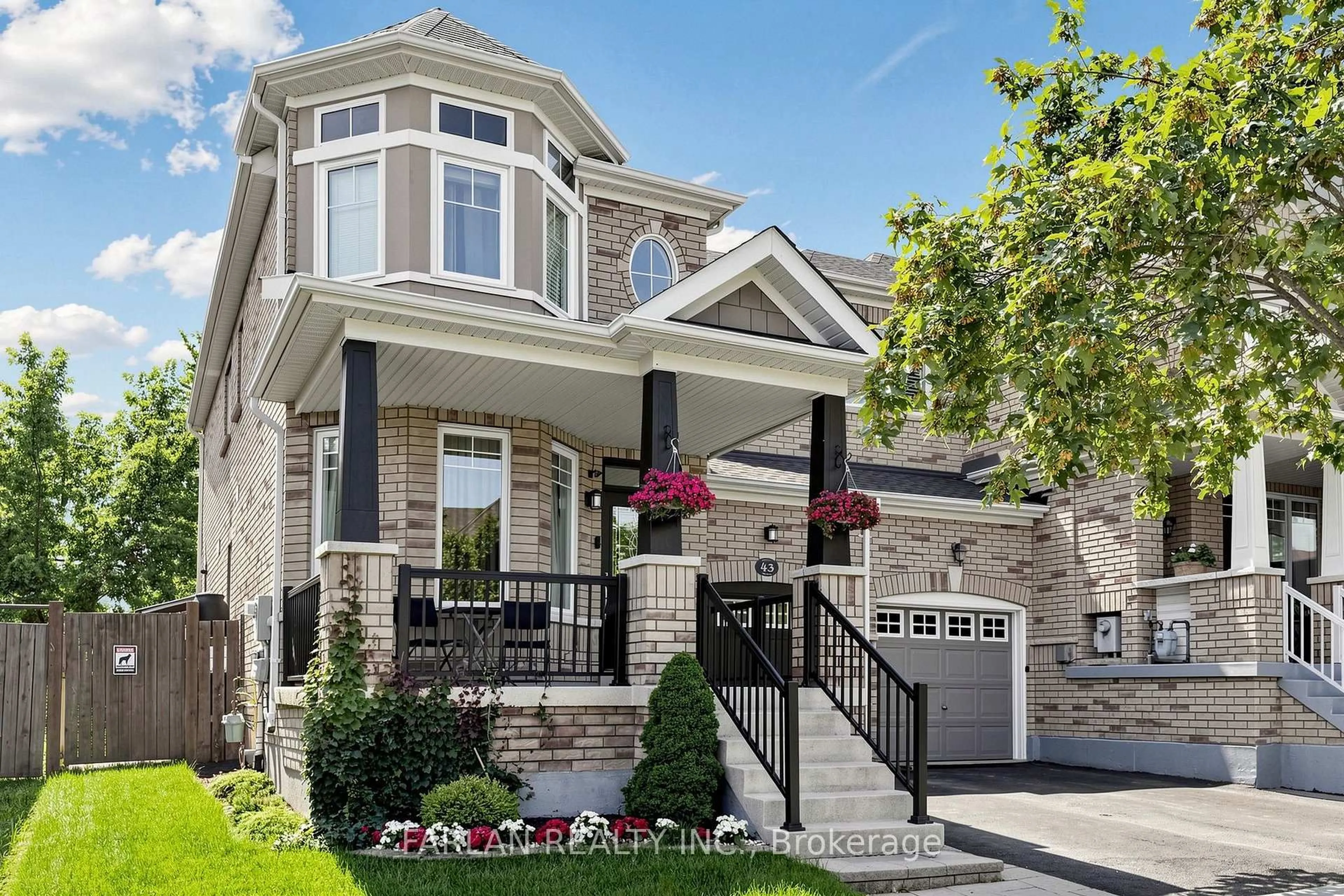 Home with brick exterior material, street for 43 Pexton Ave, Richmond Hill Ontario L4E 4Y4