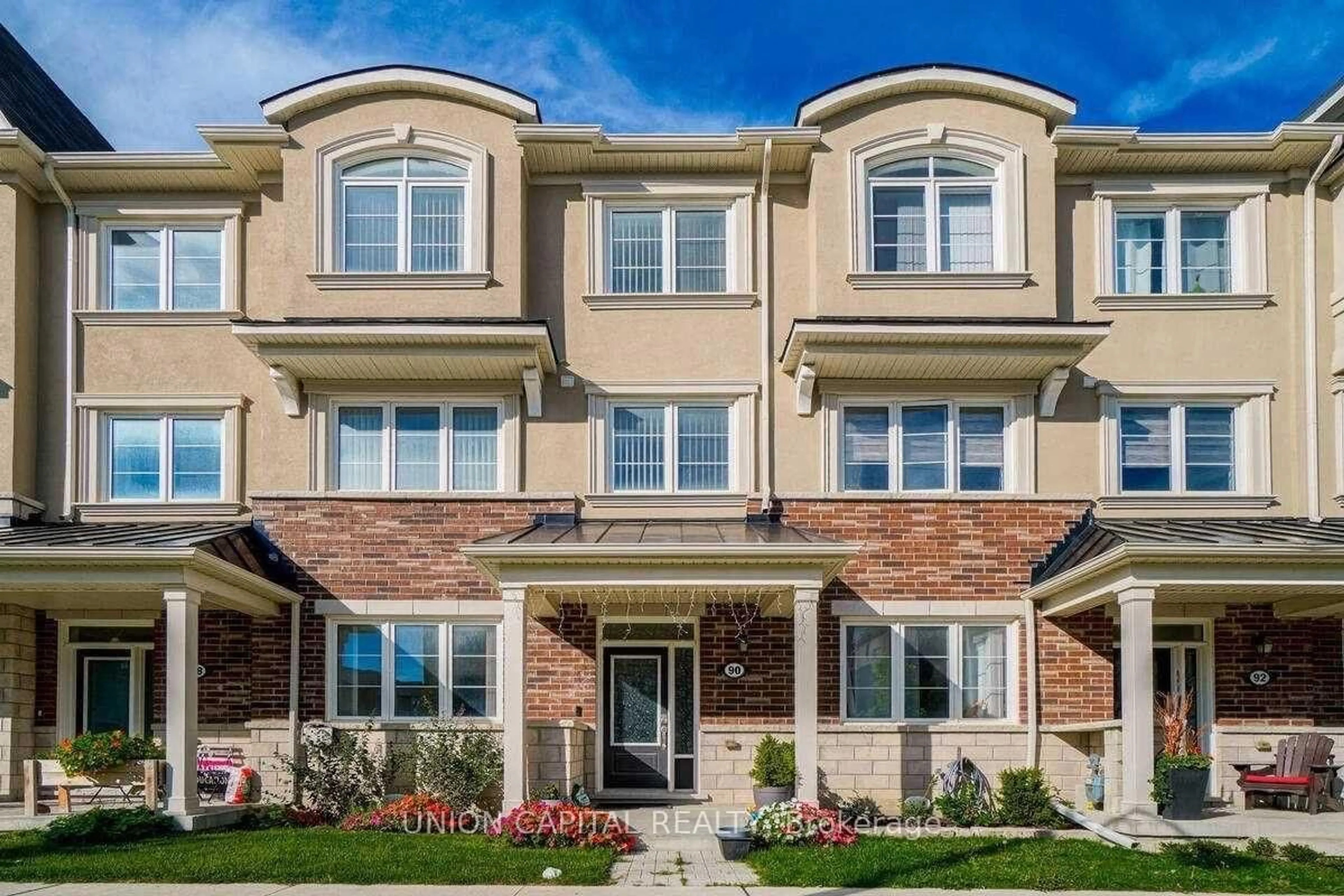 Home with brick exterior material, street for 90 Cornell Centre Blvd, Markham Ontario L6B 1M9