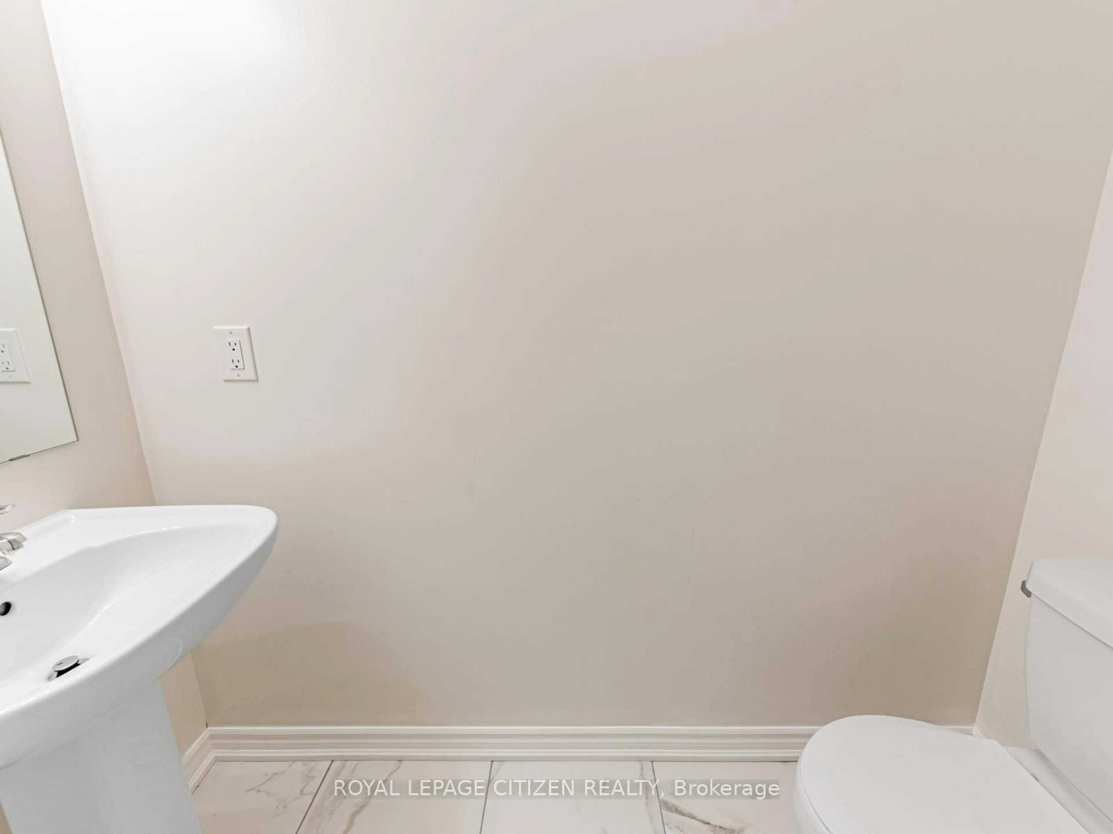 trreb/IMG-N13686010_03f7978f-cac1-4f43-aeba-1f988bdeac4a-l.jpg