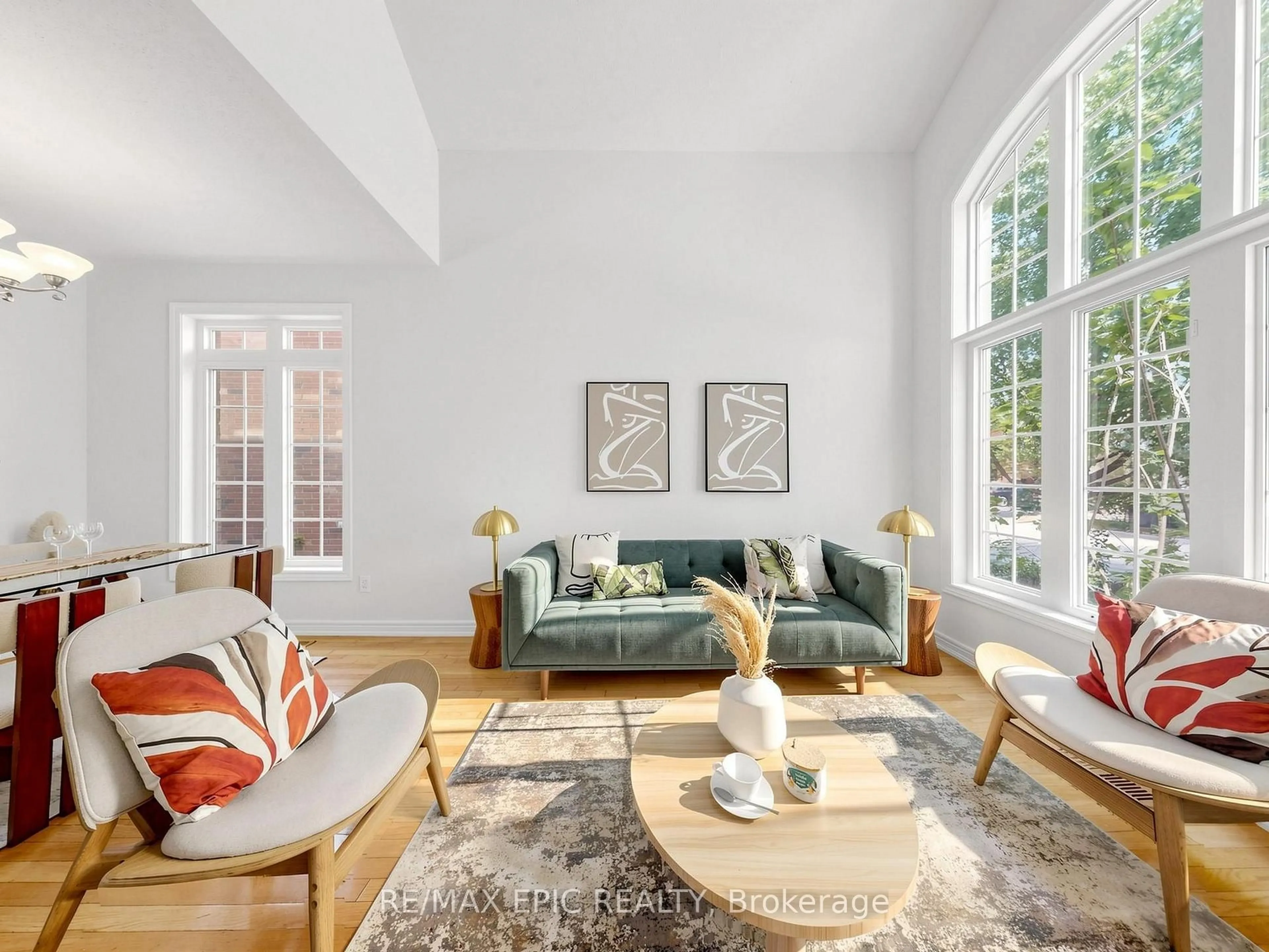 Living room with furniture, unknown for 74 Dewpoint Rd, Vaughan Ontario L4J 9E1