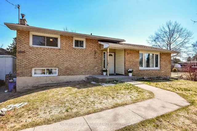3039 Poplar Rd, Innisfil 2