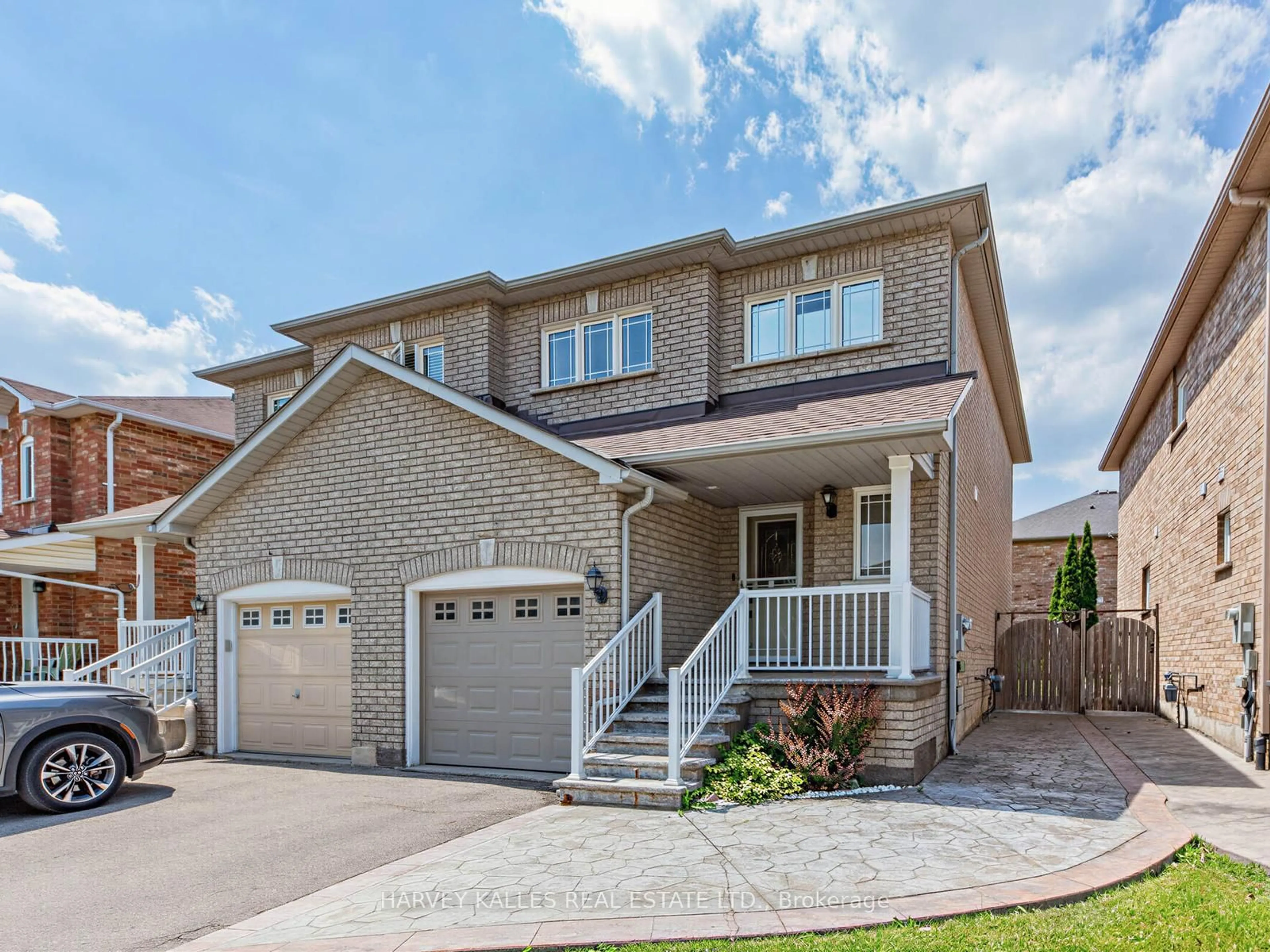Home with brick exterior material, street for 40 Blackthorn Dr, Vaughan Ontario L6A 3N5