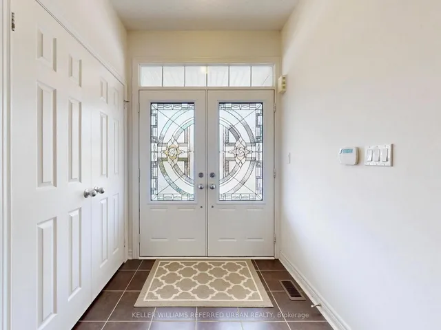 45 Brookview Dr, Bradford West Gwillimbury 4