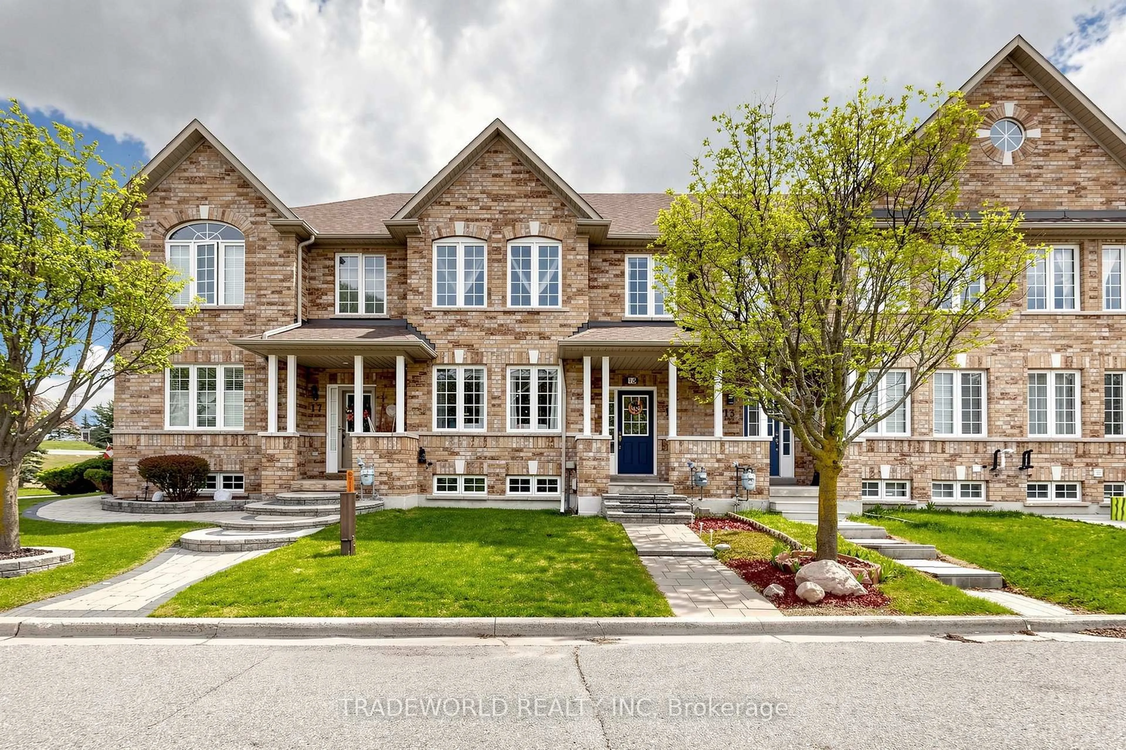 Home with brick exterior material, street for 15 Kingsley Rd, Markham Ontario L3R 5X7