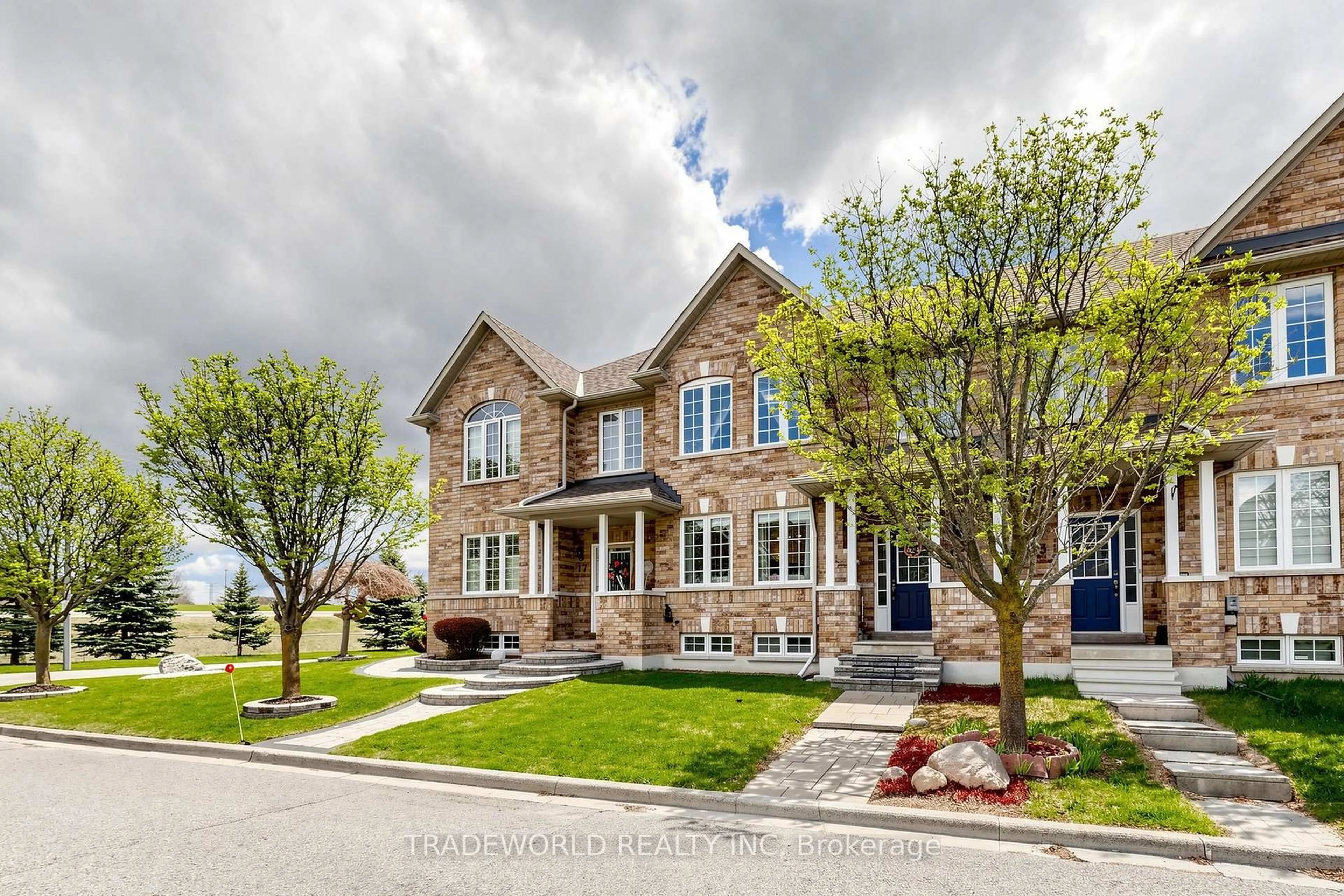 Home with brick exterior material, street for 15 Kingsley Rd, Markham Ontario L3R 5X7