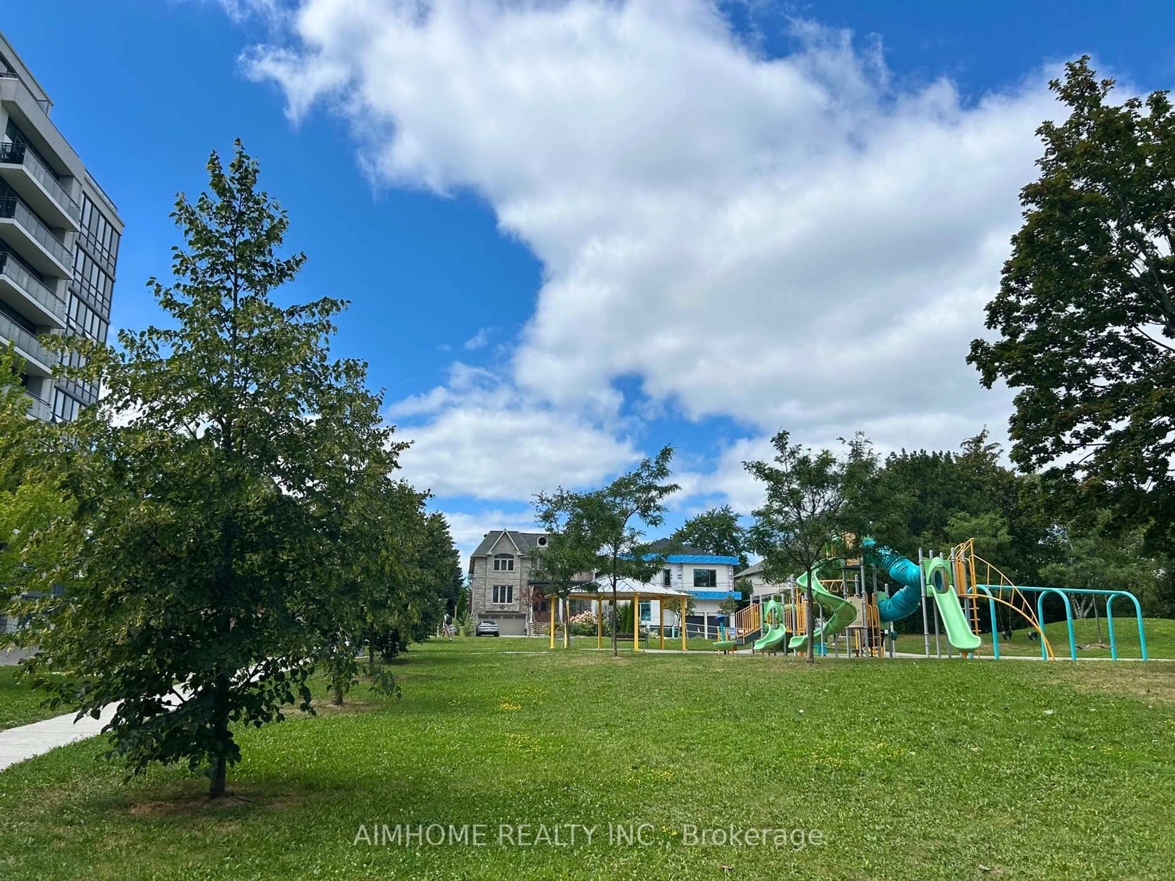 A pic from outside/outdoor area/front of a property/back of a property/a pic from drone, mountain view for 370 Highway 7 #217, Richmond Hill Ontario L4B 0C4