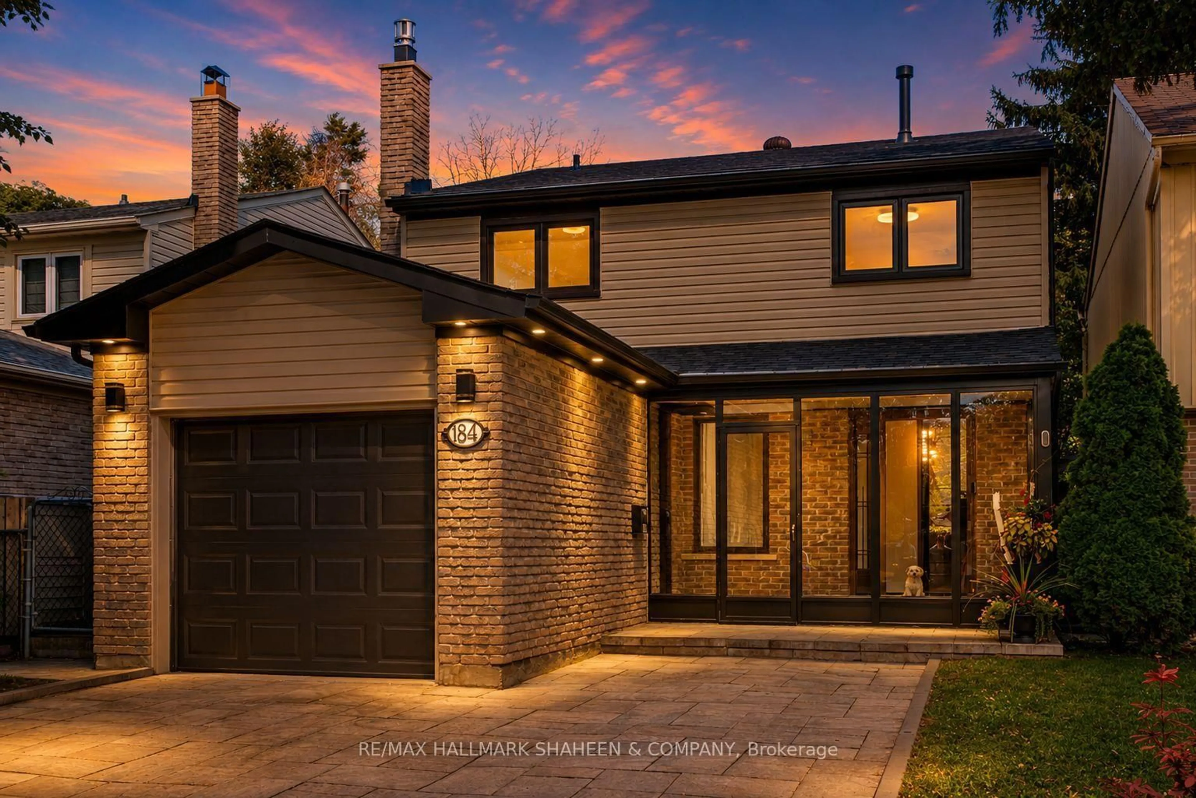Home with brick exterior material, street for 184 Castle Rock Dr, Richmond Hill Ontario L4C 5H6