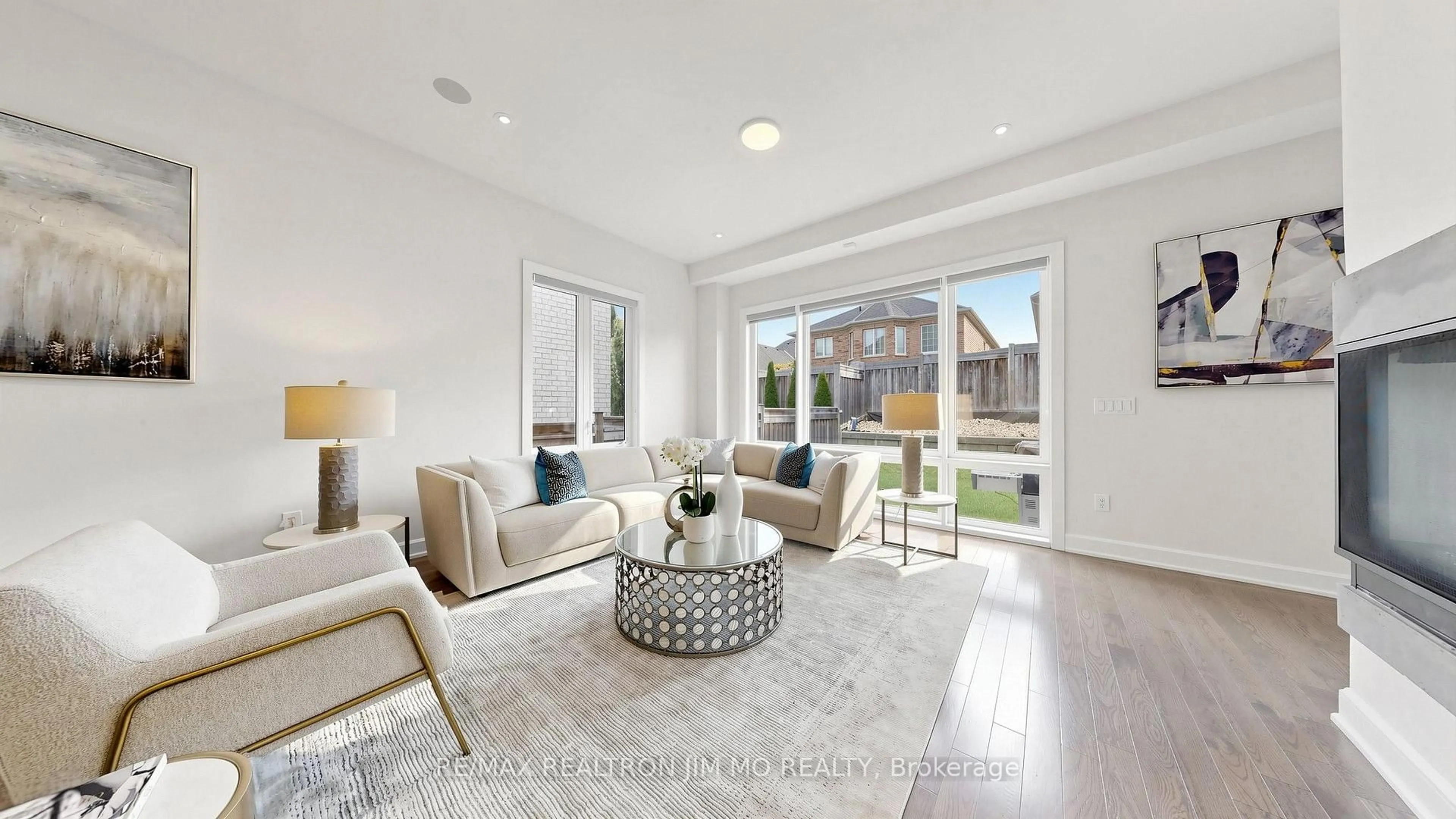 Living room with furniture, unknown for 16 Farrell Rd, Vaughan Ontario L6A 4W7