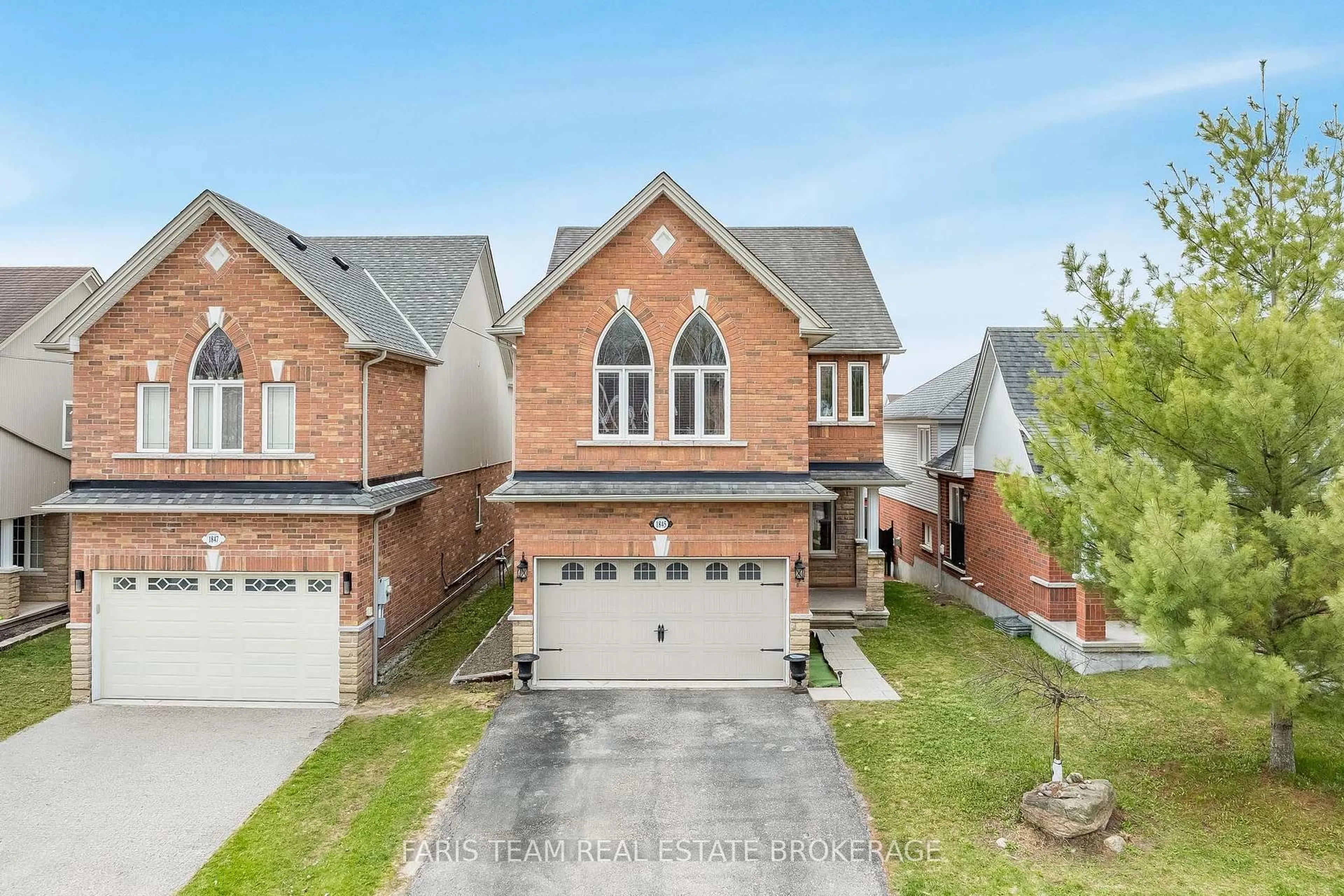 Home with brick exterior material, street for 1845 Lamstone St, Innisfil Ontario L9S 4Z8