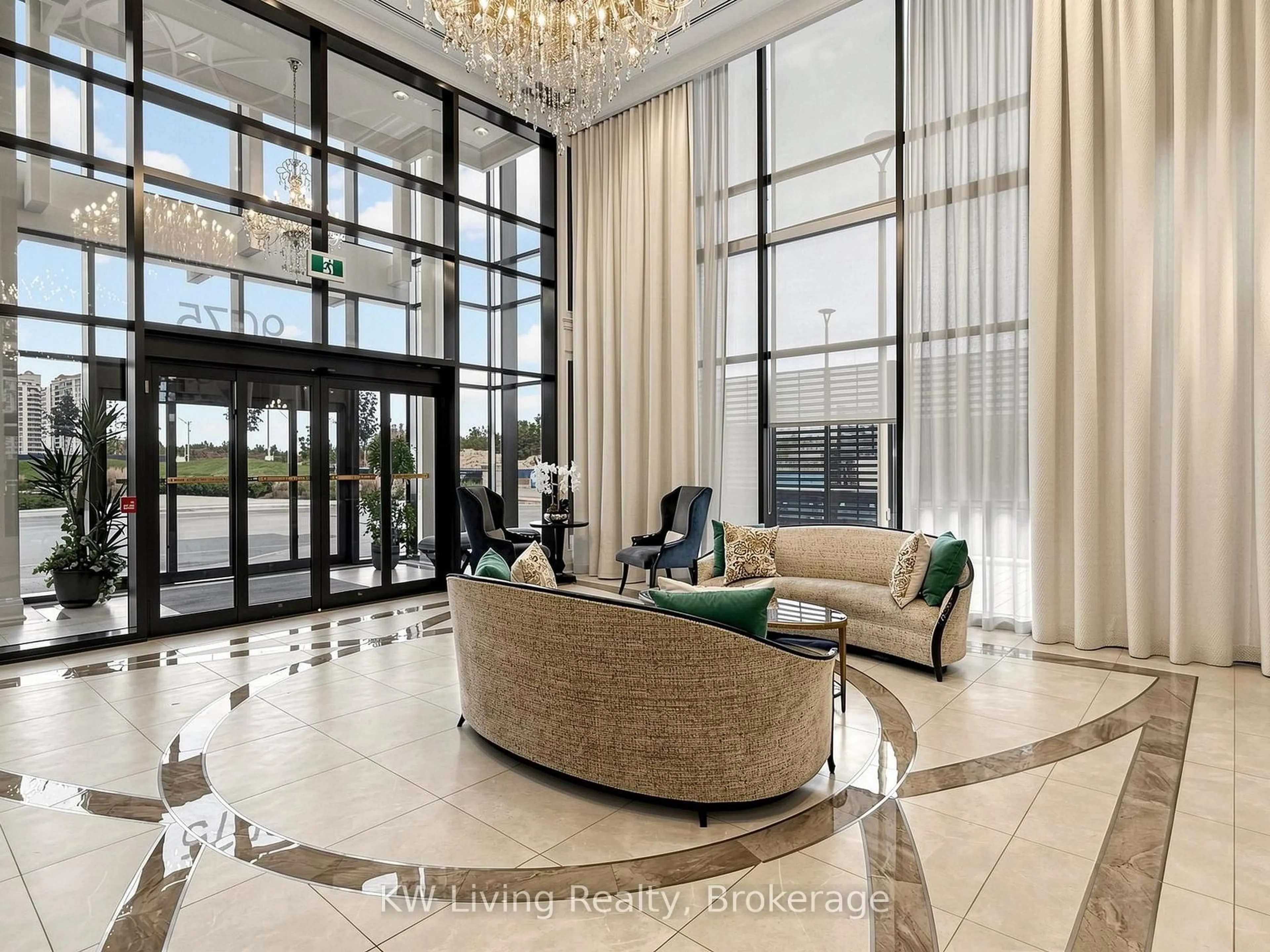 Indoor foyer for 9075 Jane St #2104, Vaughan Ontario L4K 0L7