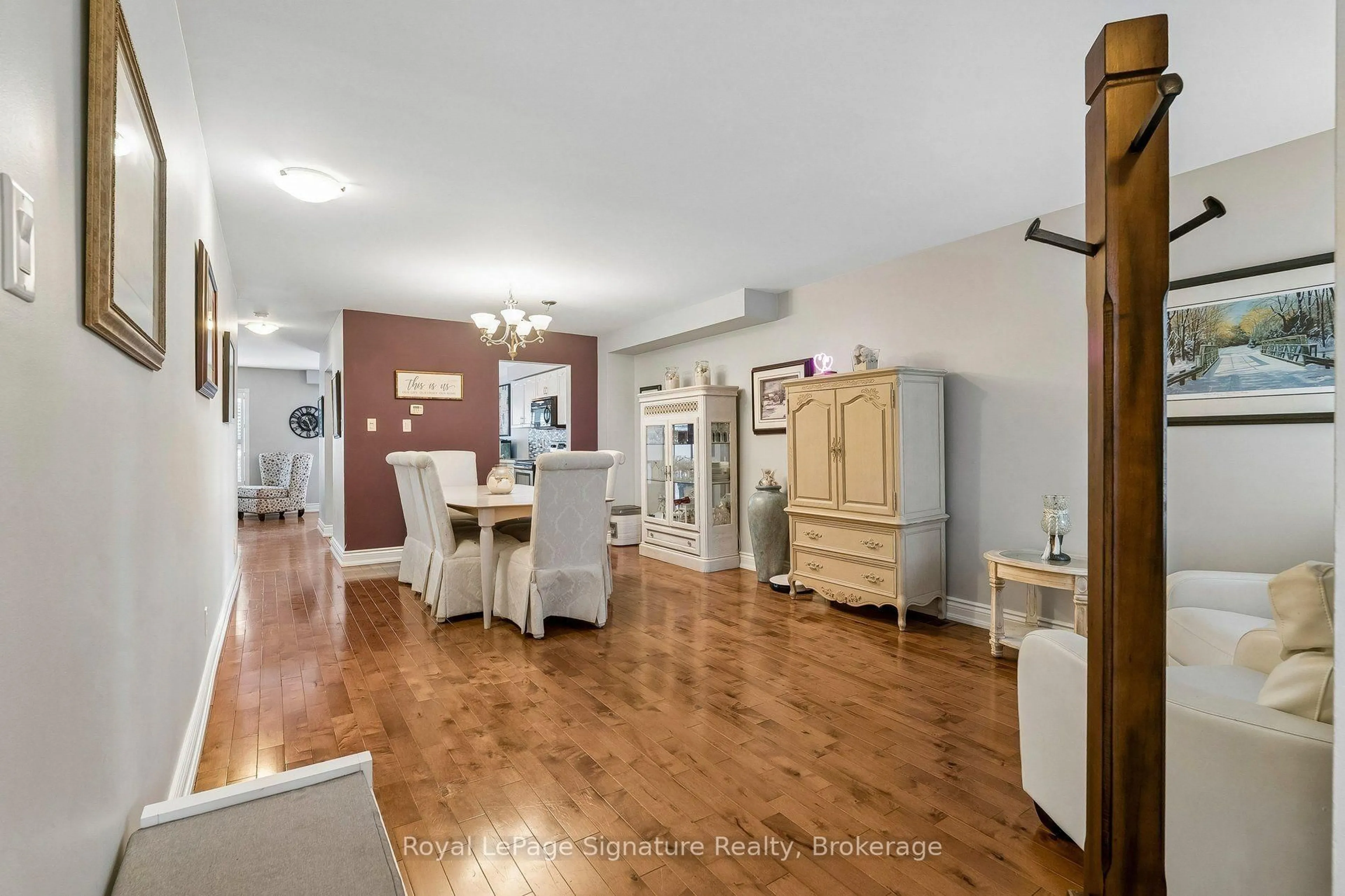 Unknown for 3 Glasgow Cres, Georgina Ontario L4P 4A8