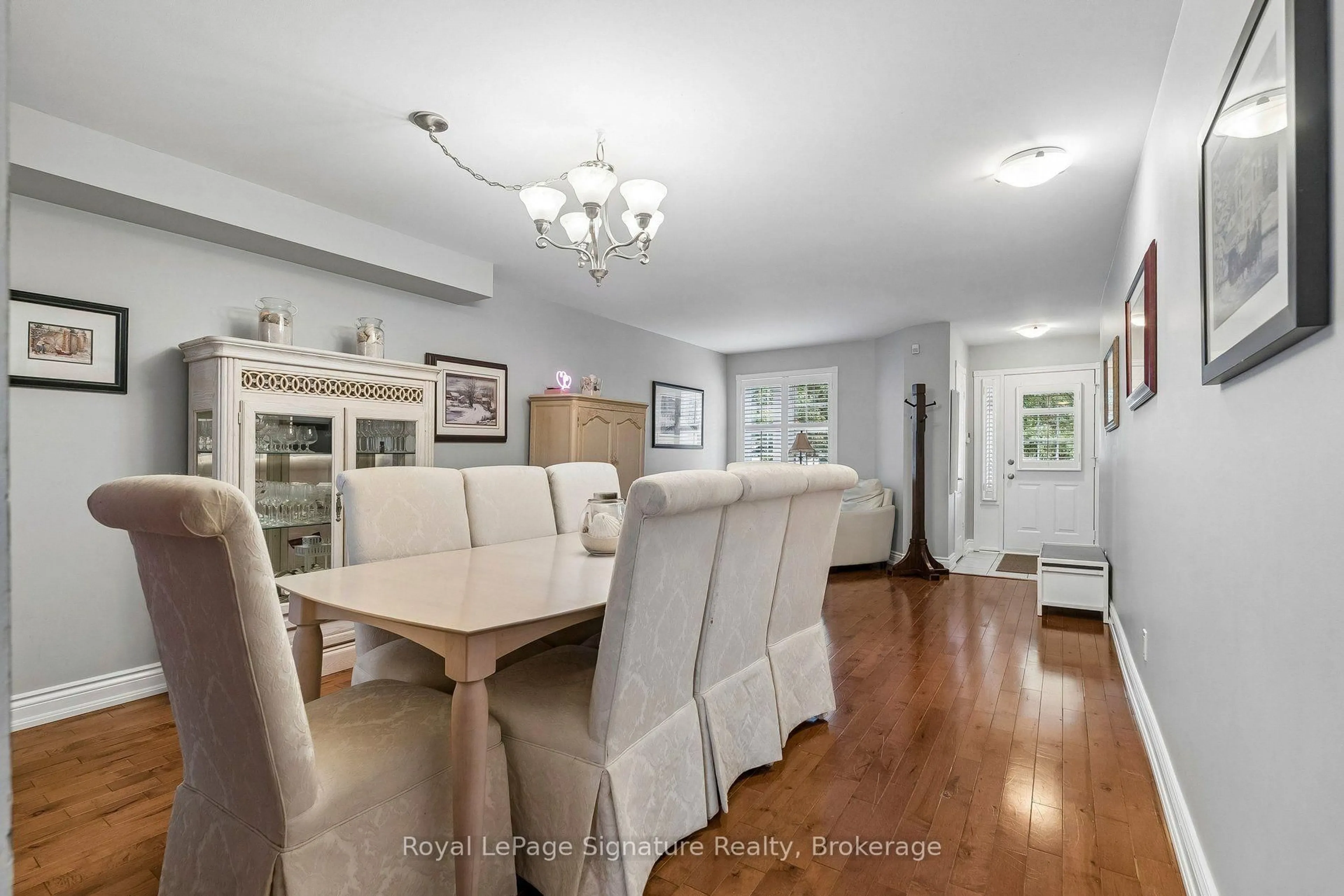 Dining room, unknown for 3 Glasgow Cres, Georgina Ontario L4P 4A8
