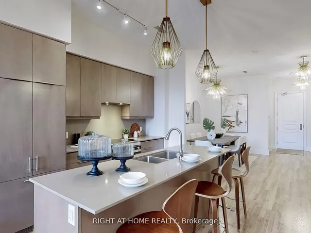 9075 Jane St #106, Vaughan 4