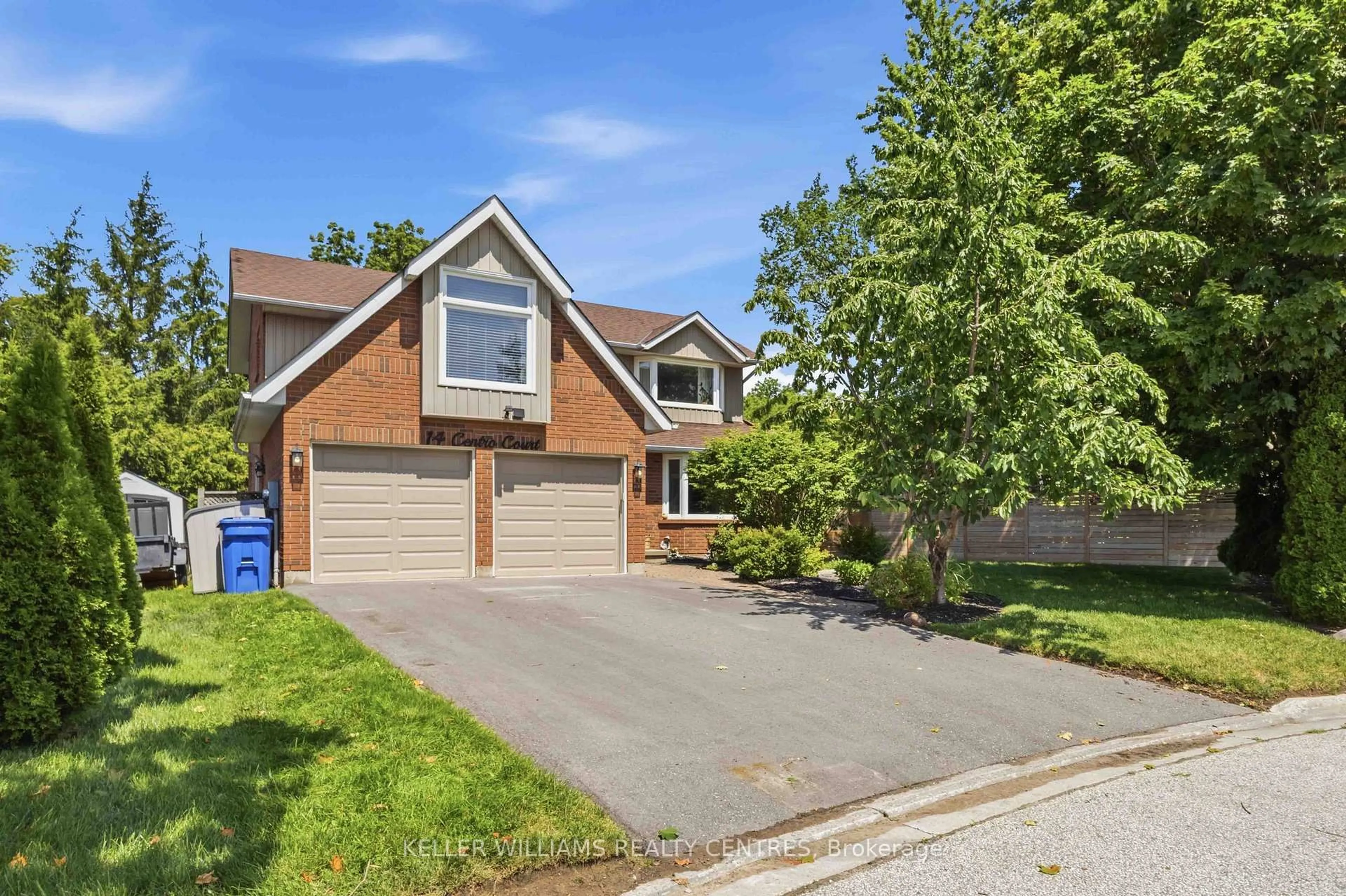 Home with brick exterior material, street for 14 Centro Crt, Georgina Ontario L4P 3C8