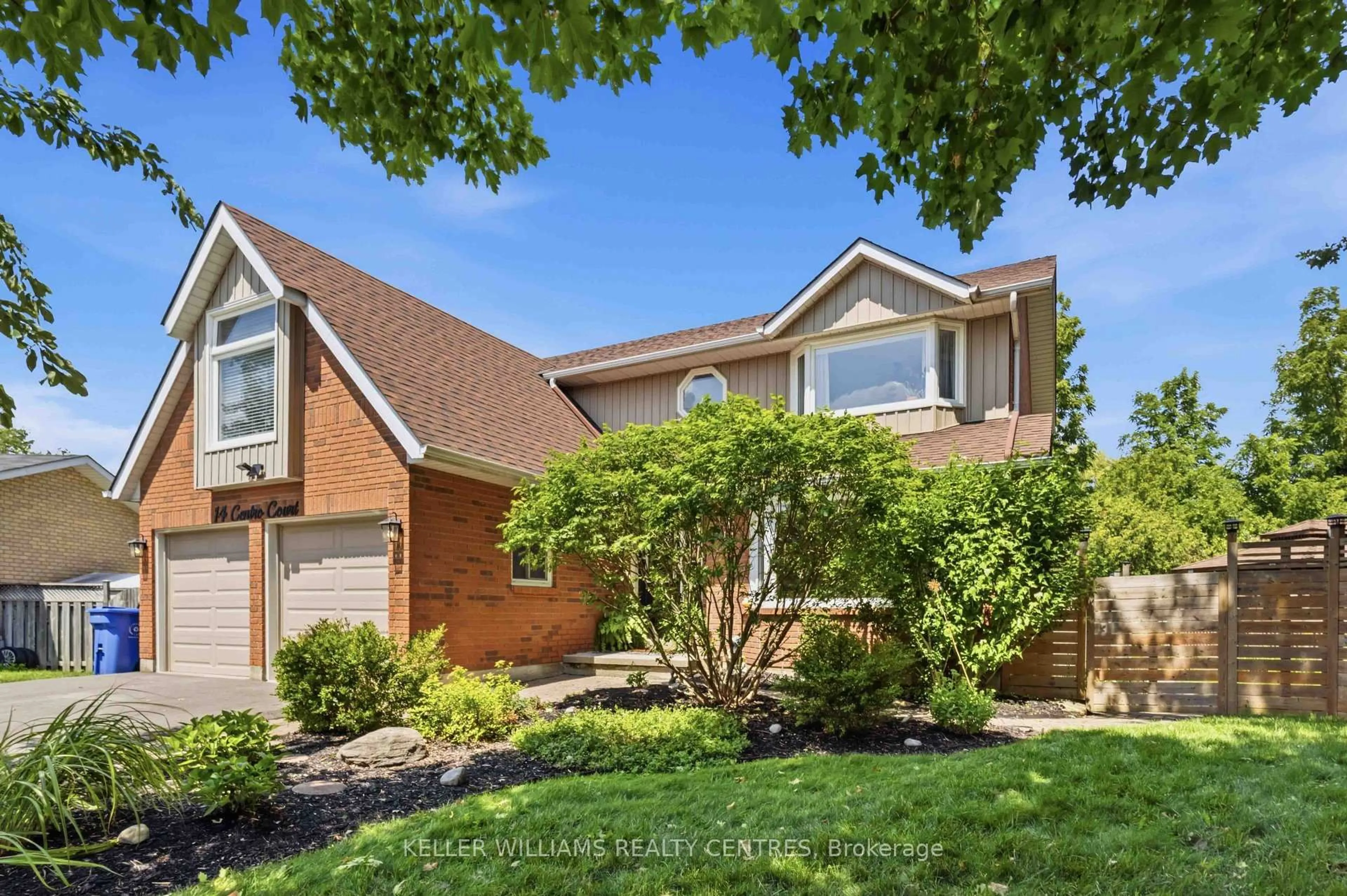 Home with brick exterior material, street for 14 Centro Crt, Georgina Ontario L4P 3C8