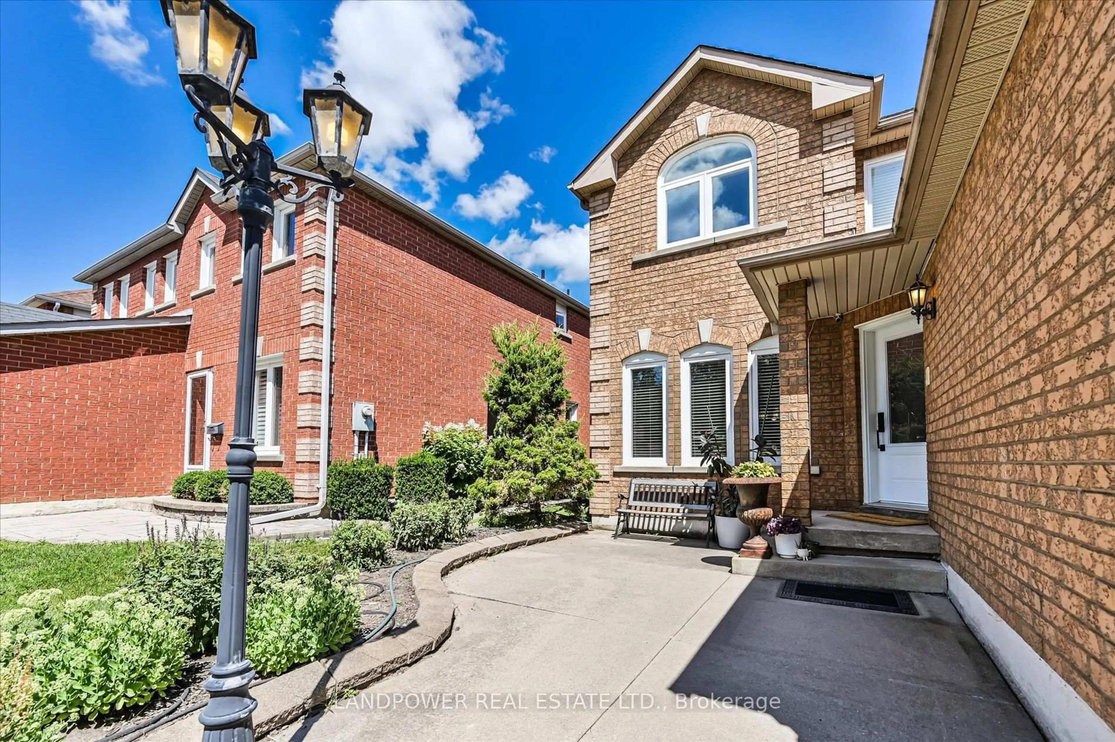 Home with brick exterior material, street for 9 McCoy Crt, Richmond Hill Ontario L4S 1B6