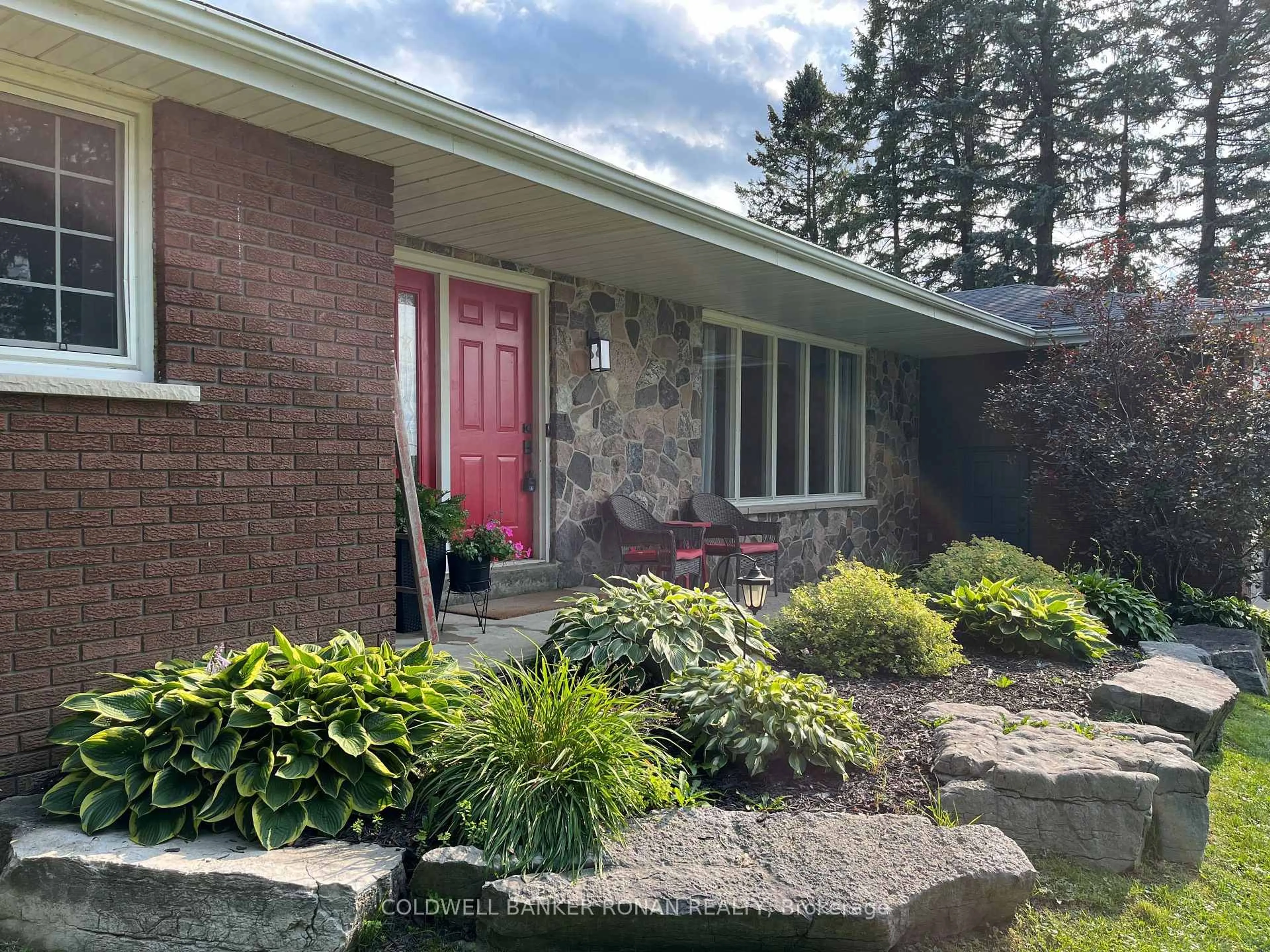 Home with brick exterior material, street for 7157 5th Line, New Tecumseth Ontario L0G 1W0