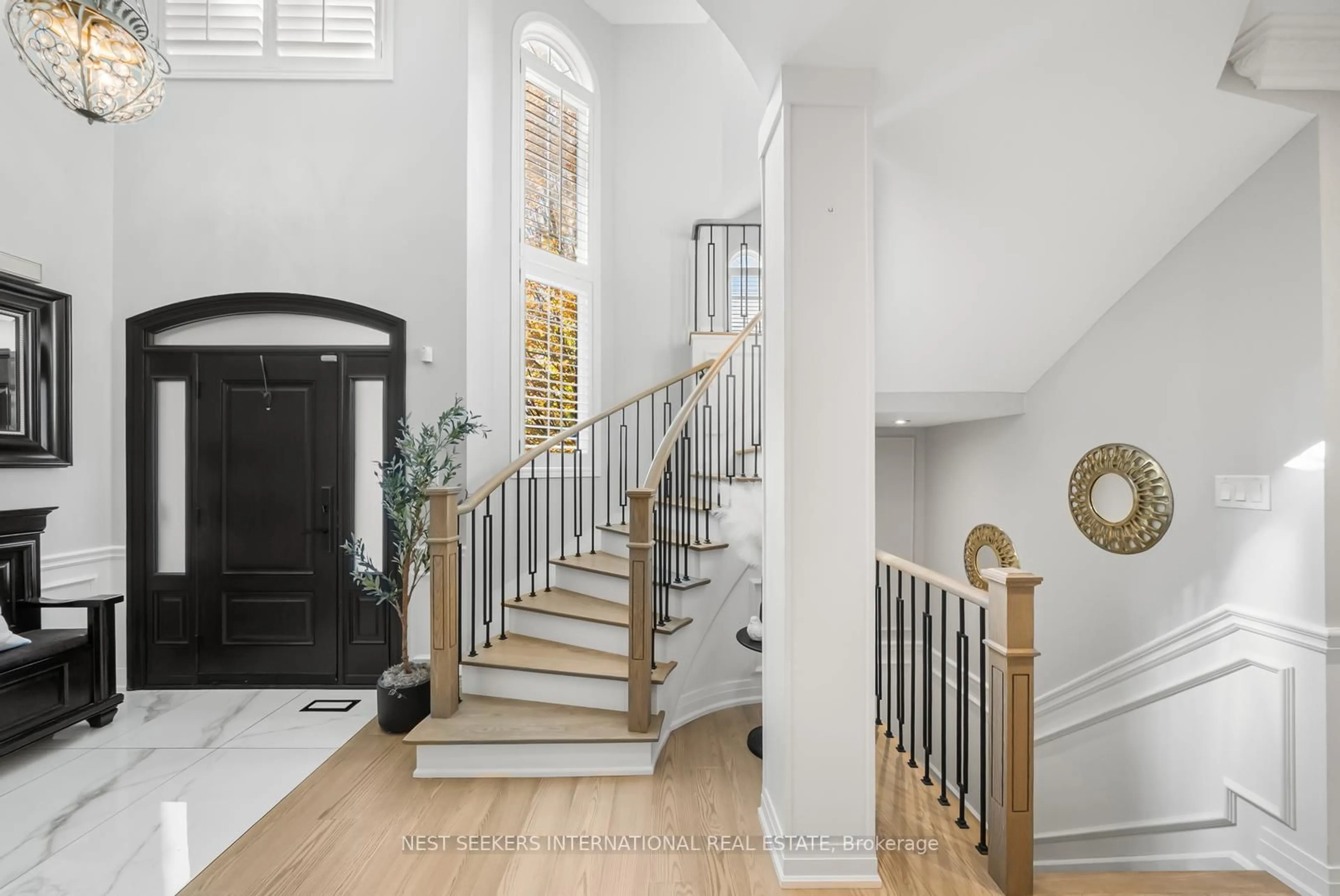 Unknown for 37 RAVINE EDGE Dr, Richmond Hill Ontario L4E 4J3