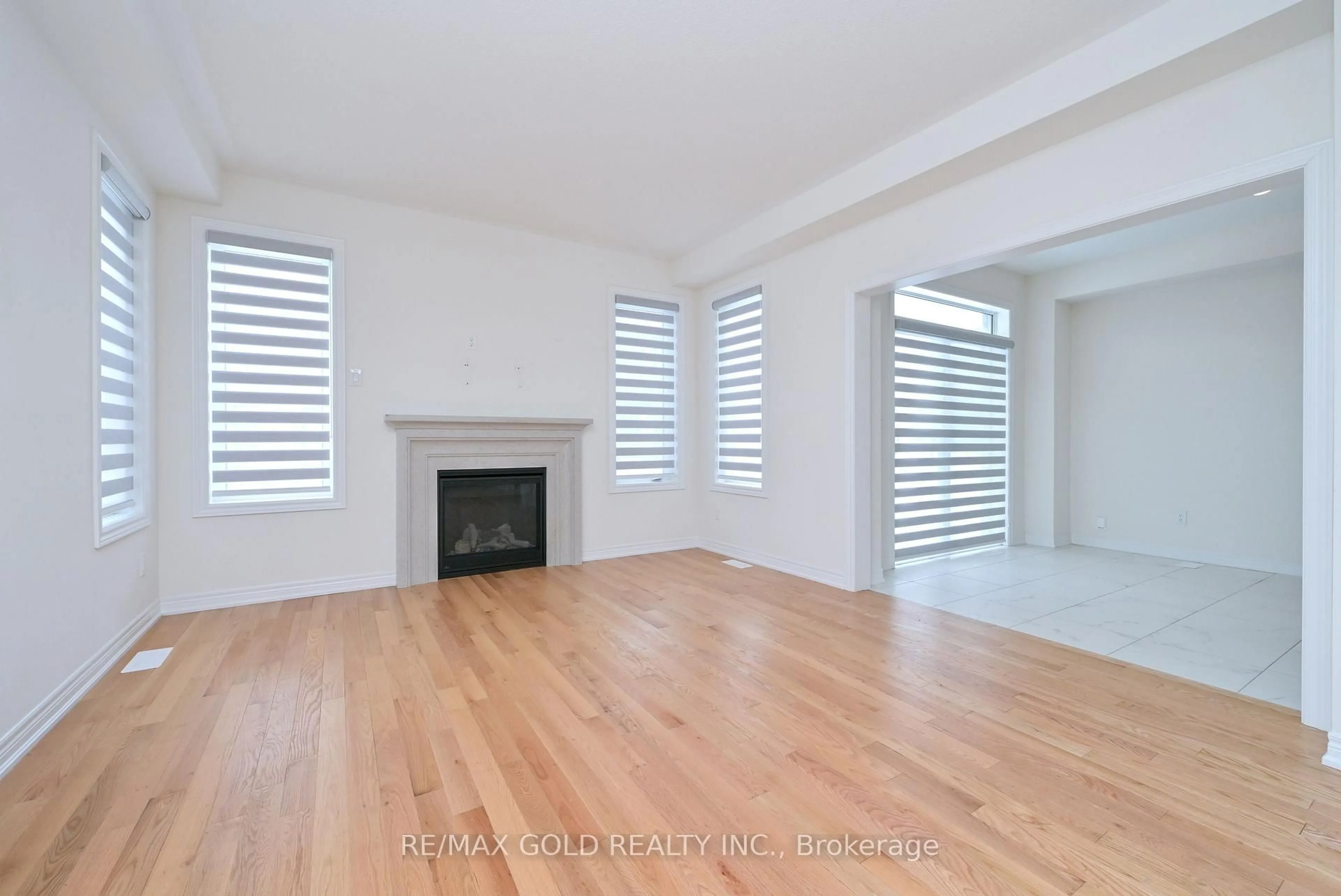 A pic of a room for 1345 Davis Loop, Innisfil Ontario L0L 0B1
