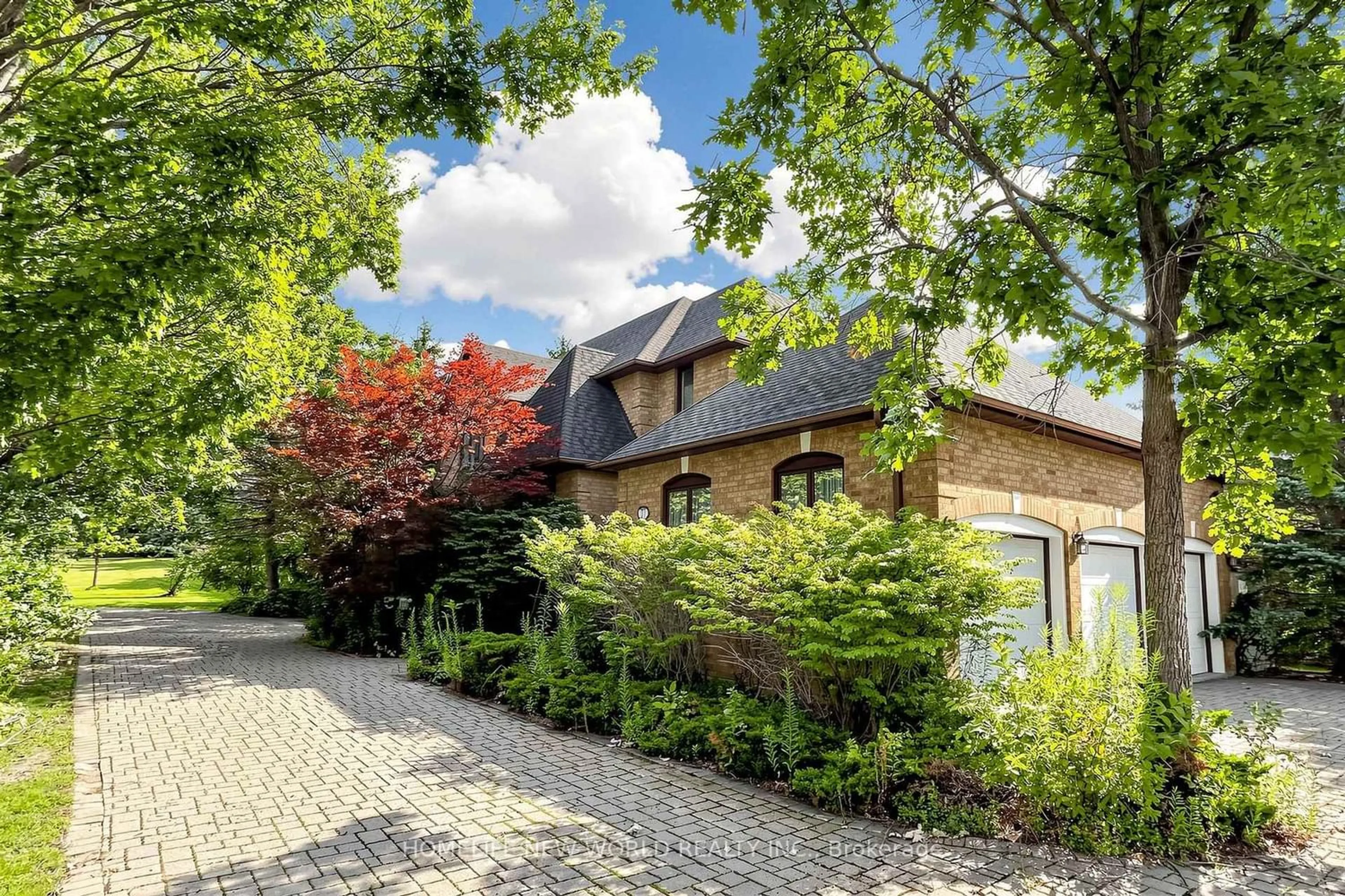 Unknown for 27 Walnut Glen Pl, Markham Ontario L6C 1A3