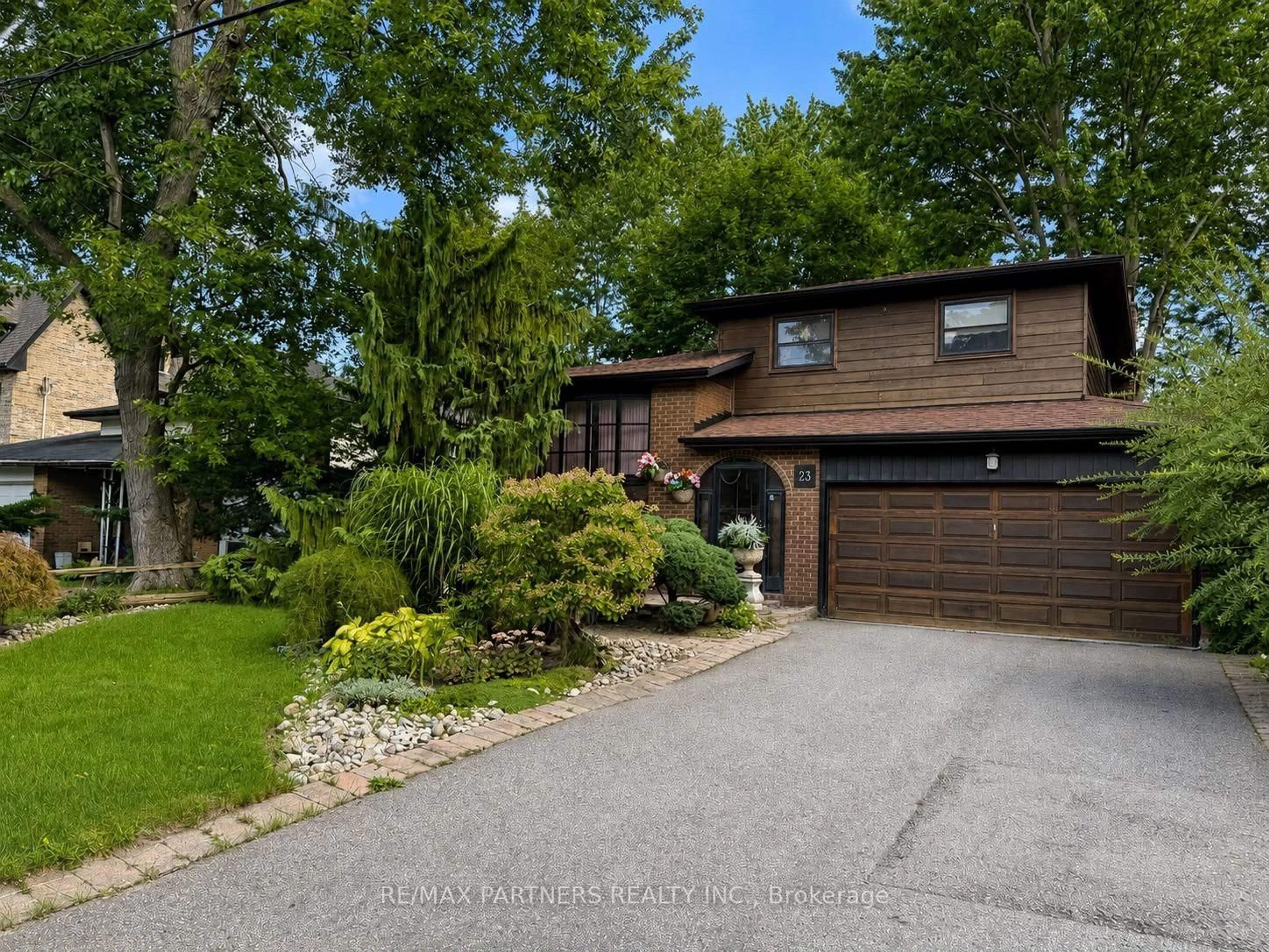 Home with brick exterior material, street for 23 Pomander Rd, Markham Ontario L3R 1X5