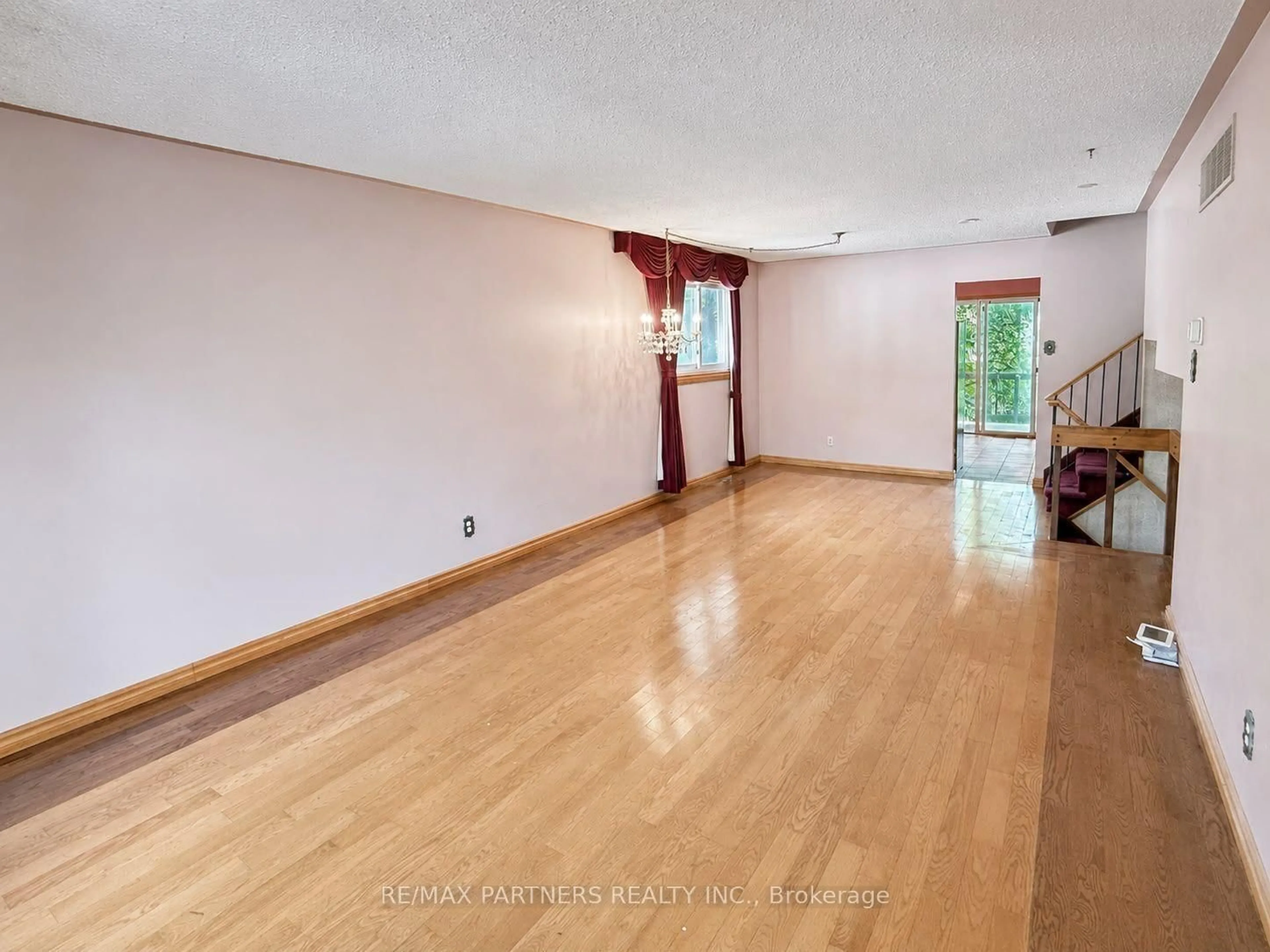 A pic of a room for 23 Pomander Rd, Markham Ontario L3R 1X5