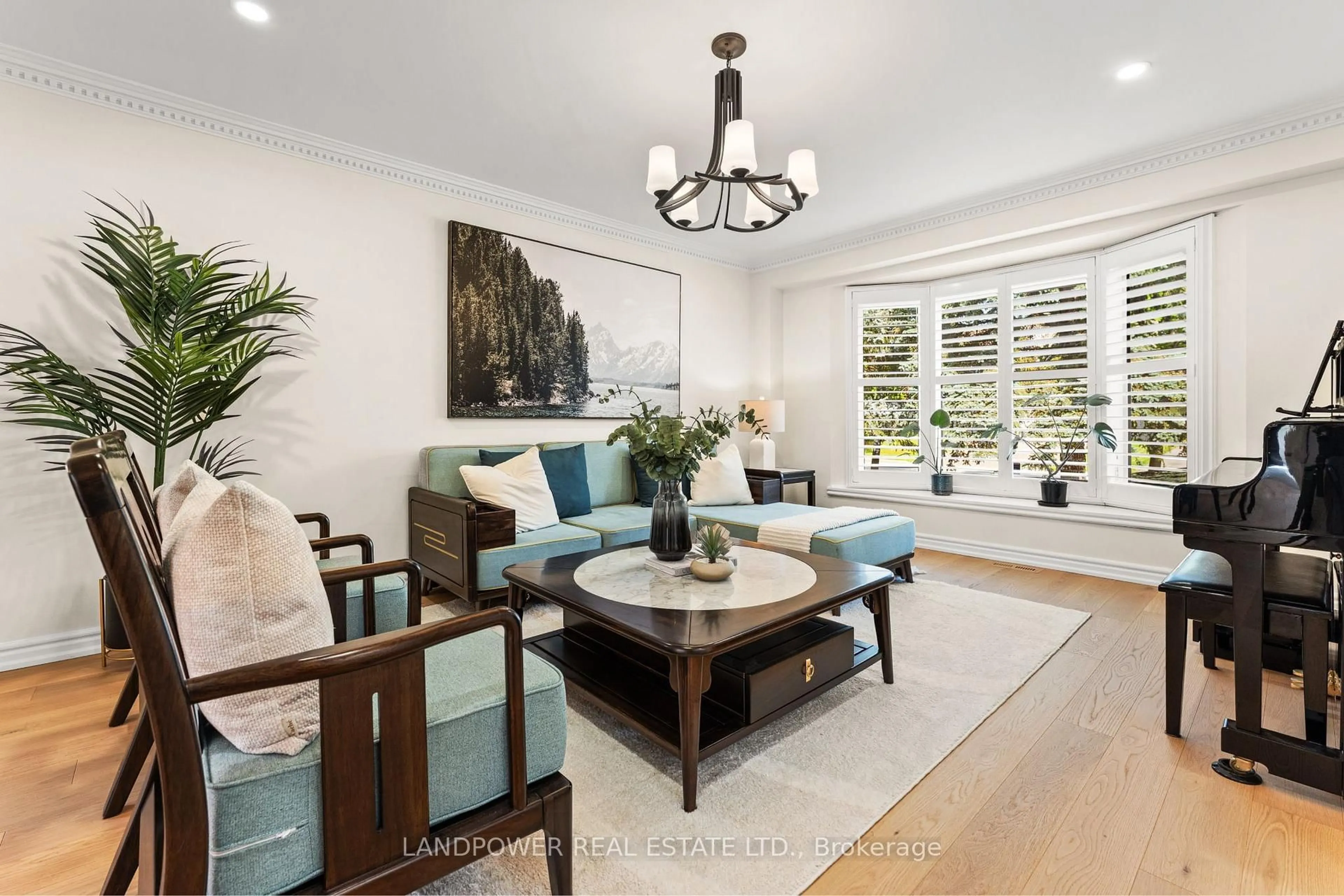 Living room with furniture, unknown for 6 Melchior Cres, Markham Ontario L3R 8Z7