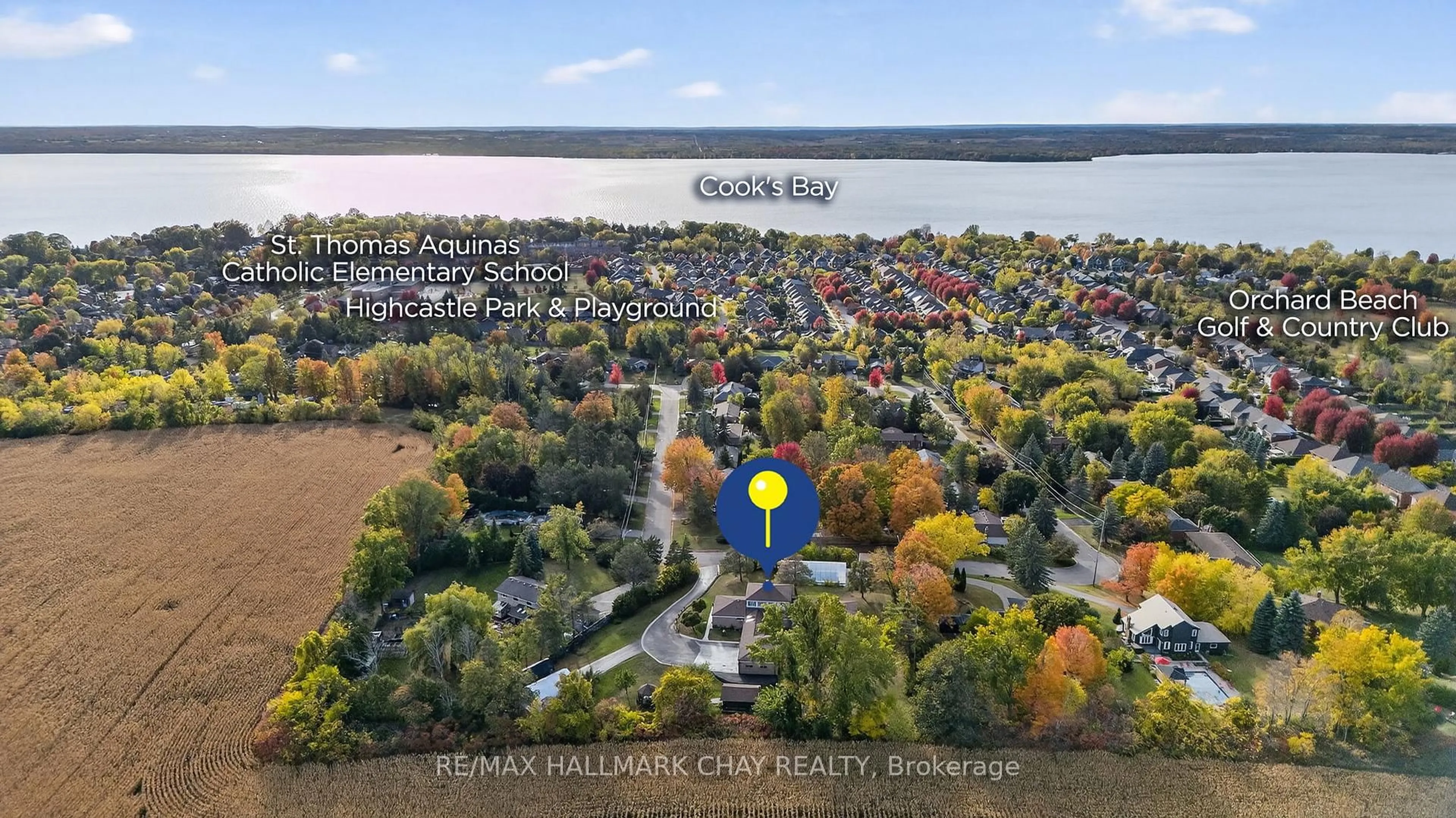 A pic from outside/outdoor area/front of a property/back of a property/a pic from drone, water/lake/river/ocean view for 39 Highfield Cres, Georgina Ontario L4P 0M2