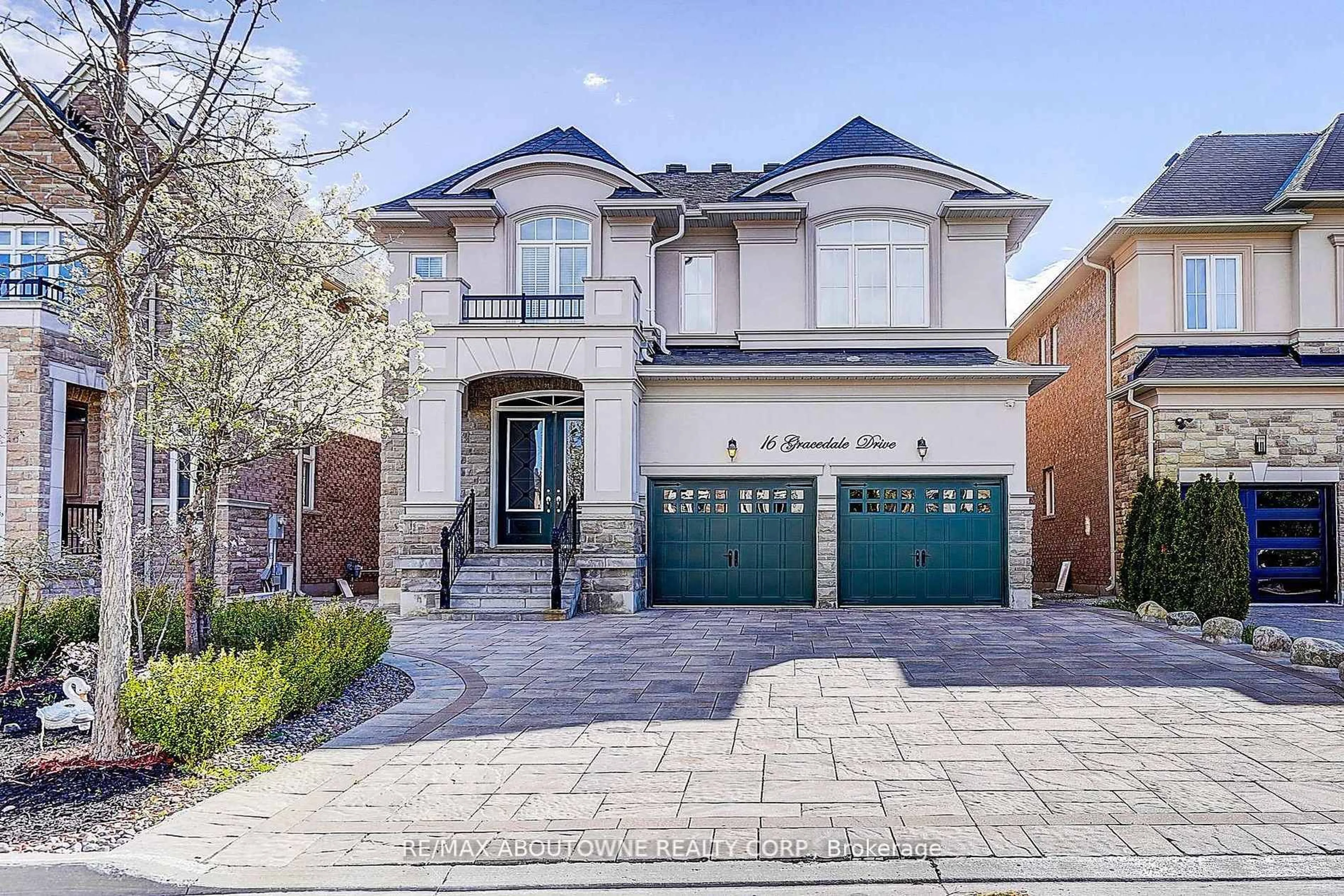 Home with brick exterior material, street for 16 Gracedale Dr, Richmond Hill Ontario L4C 0Y3